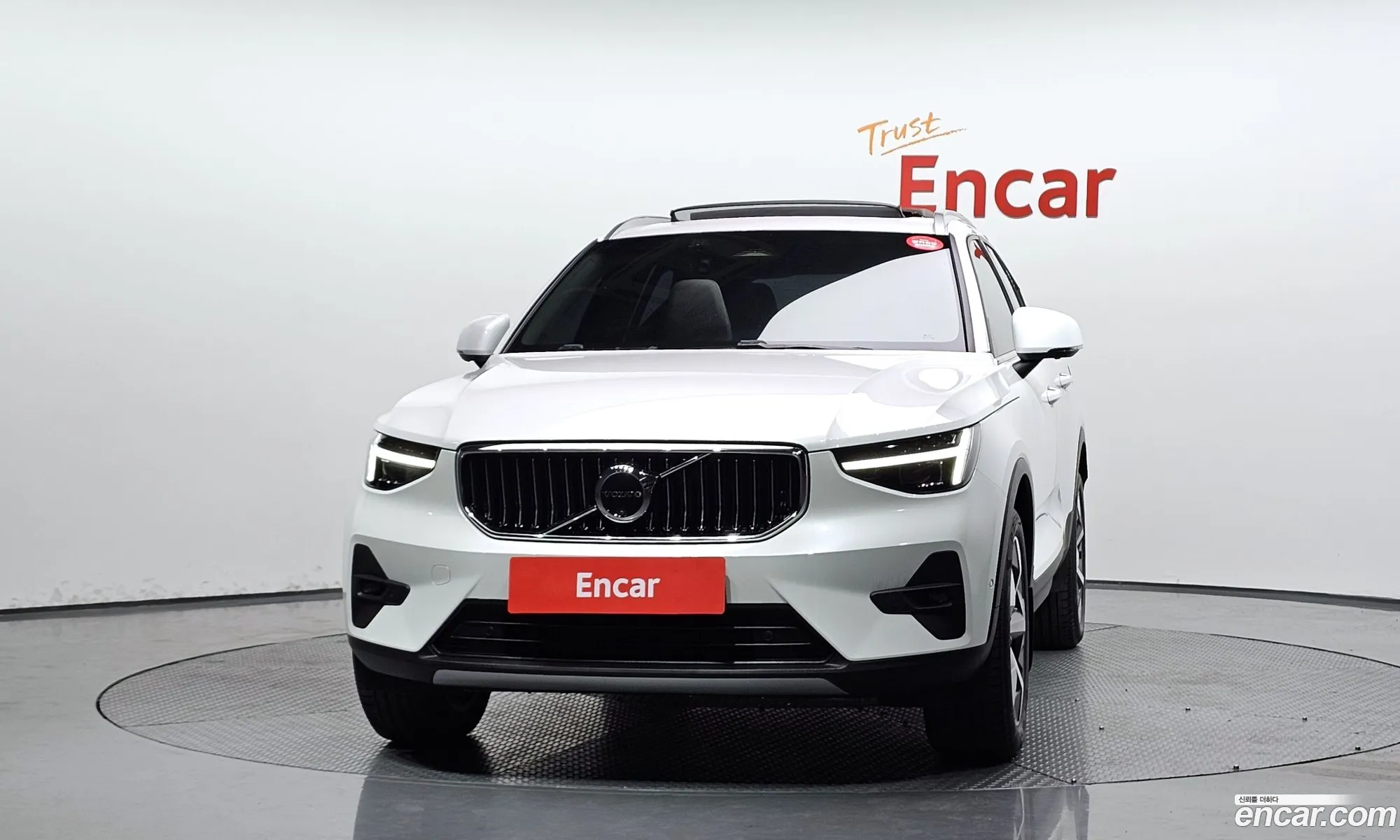 Volvo XC40 2025 — 13