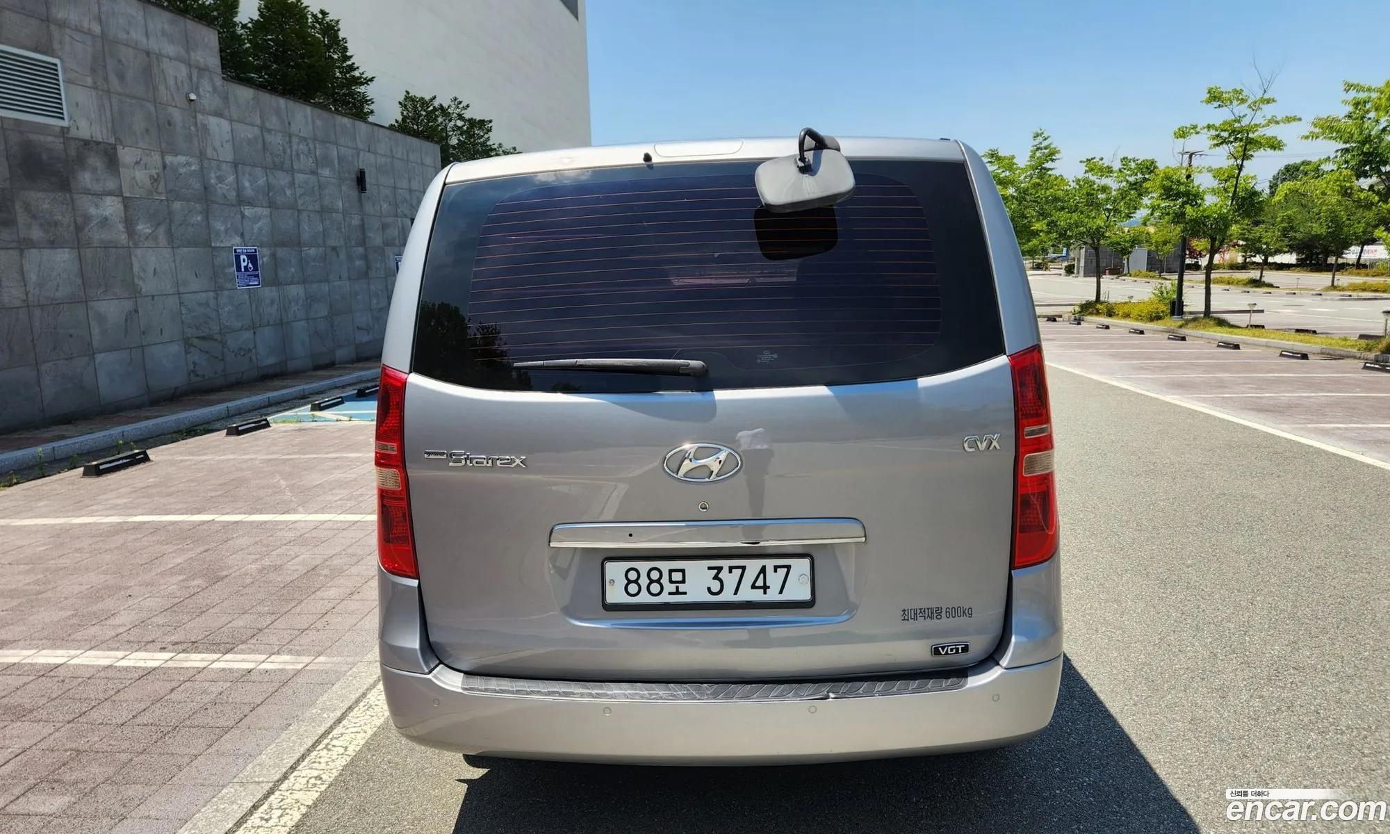 Hyundai Grand Starex 2012 — 2