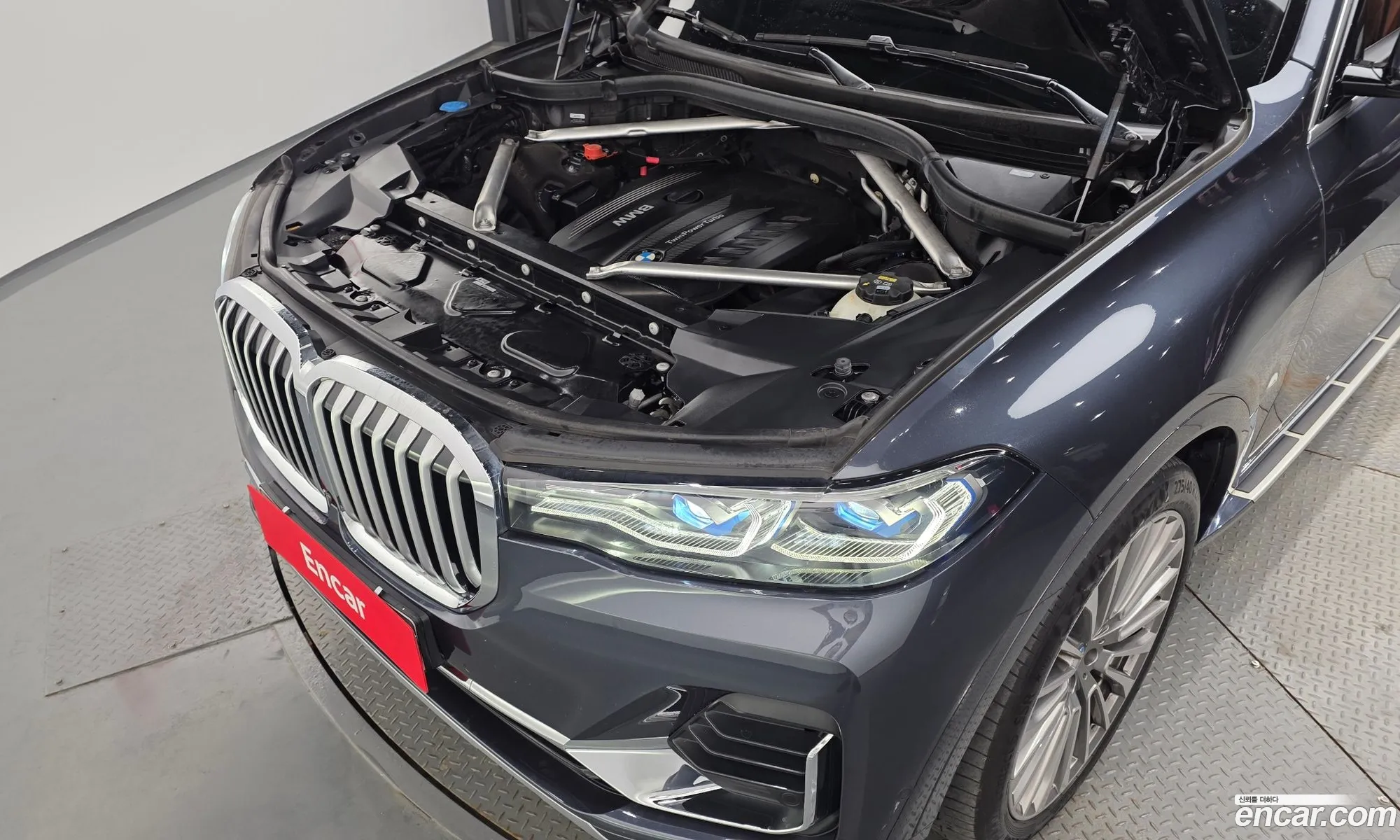 BMW X7 2019 WBACW8102KLS17816 — 9