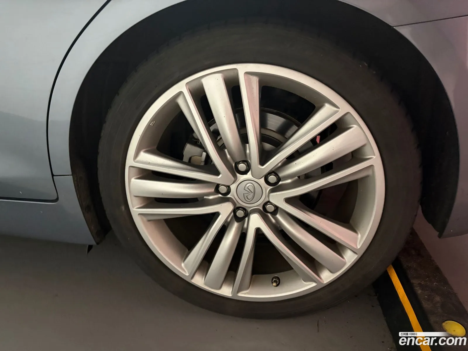 Infiniti Q50 2014 — 16