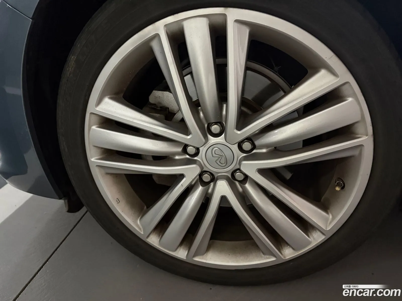 Infiniti Q50 2014 — 2