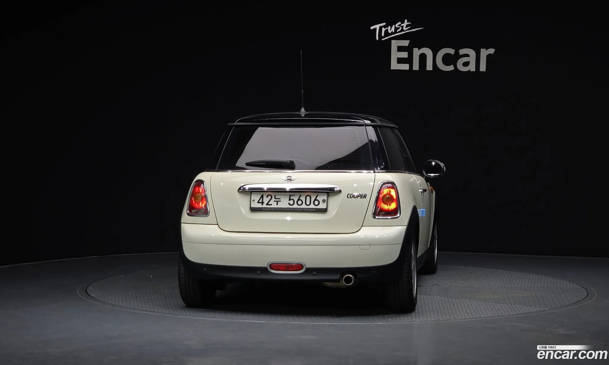 Mini Cooper 2010 WMWMF3101ATZ90590 — 3