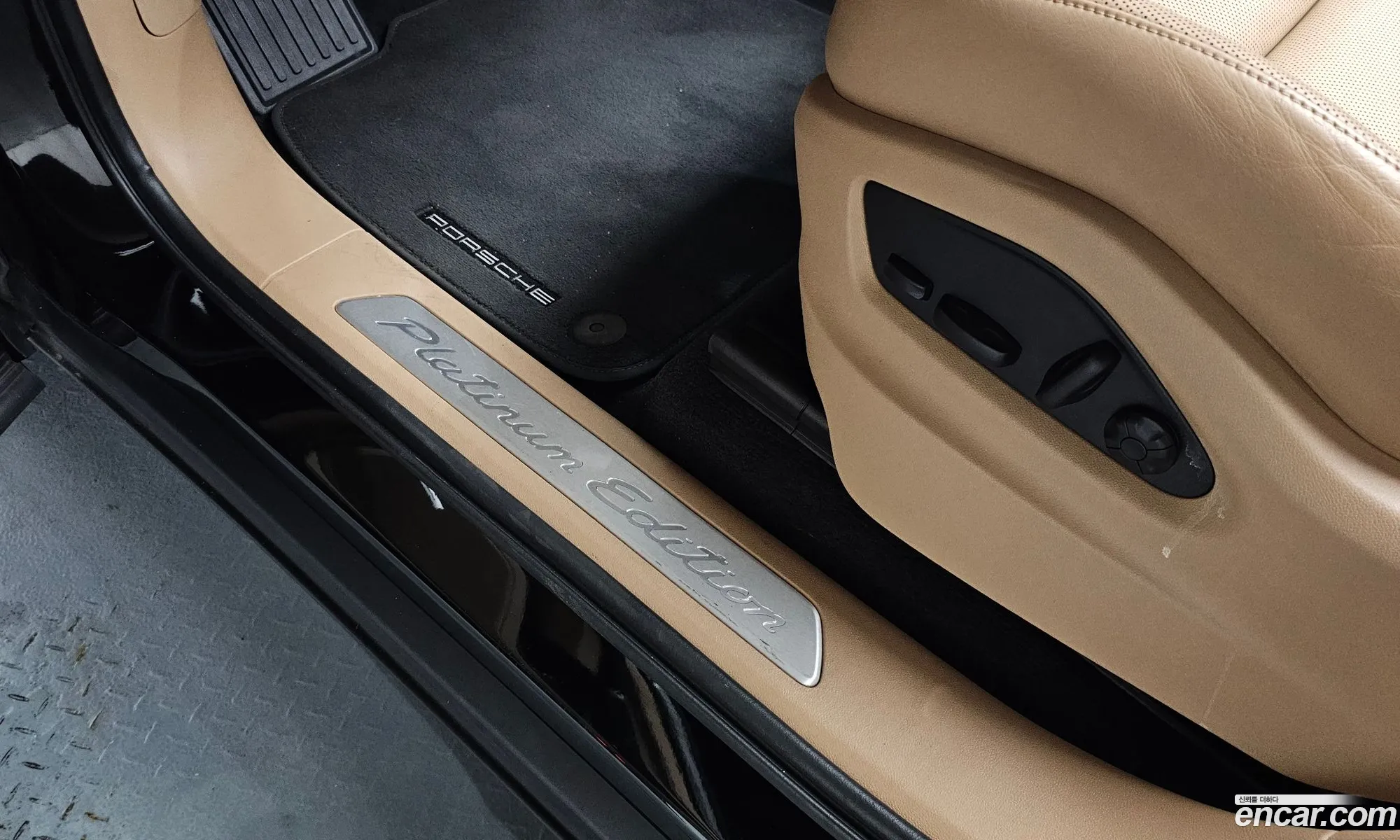 Porsche Cayenne 2023 WP1AA29Y3PDA12585 — 12