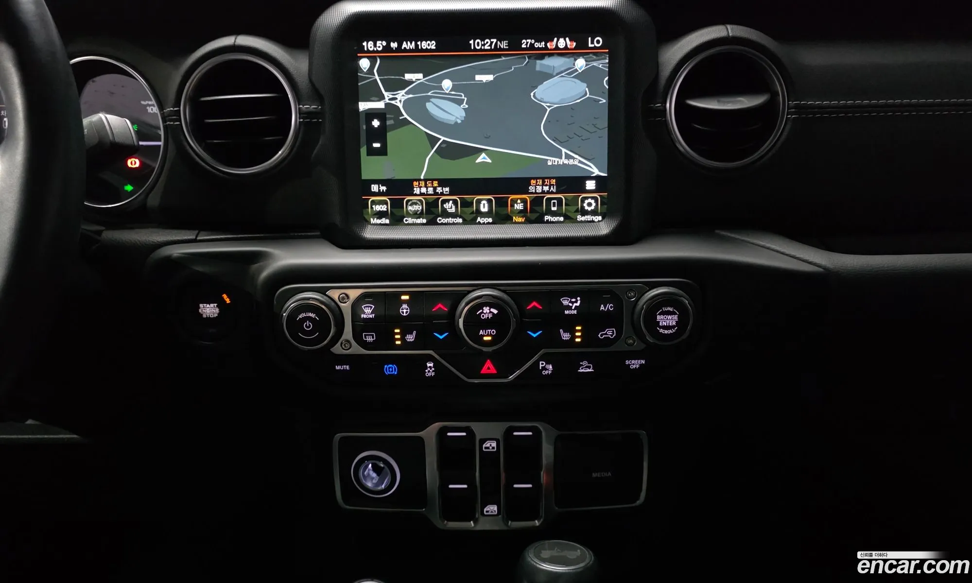 Jeep Wrangler 2022 — 18