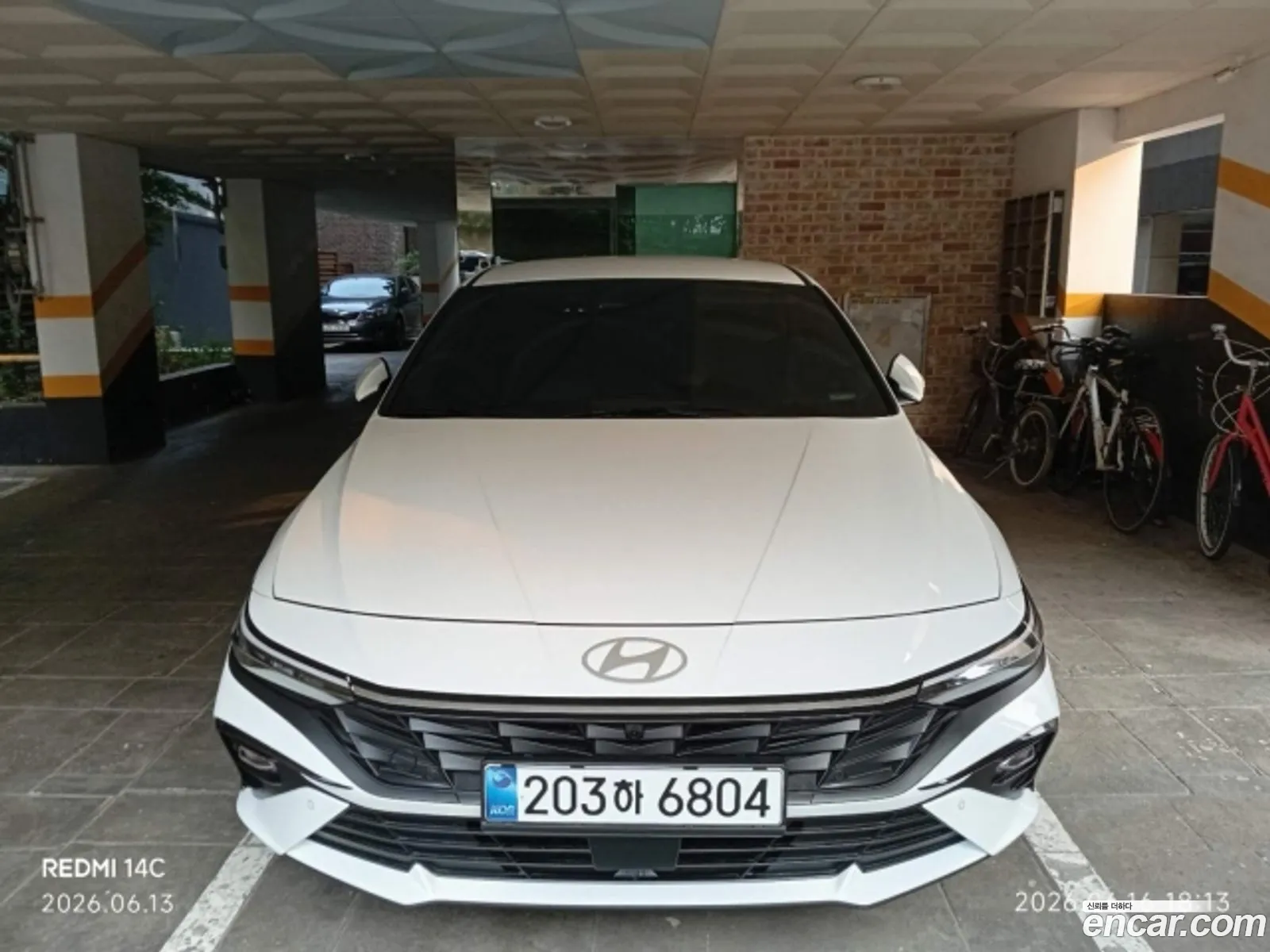 Hyundai Elantra 2026 — 4