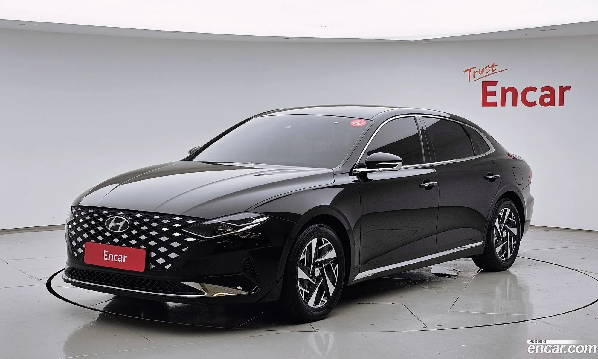 Hyundai Grandeur IG Hybrid 2020 — 4