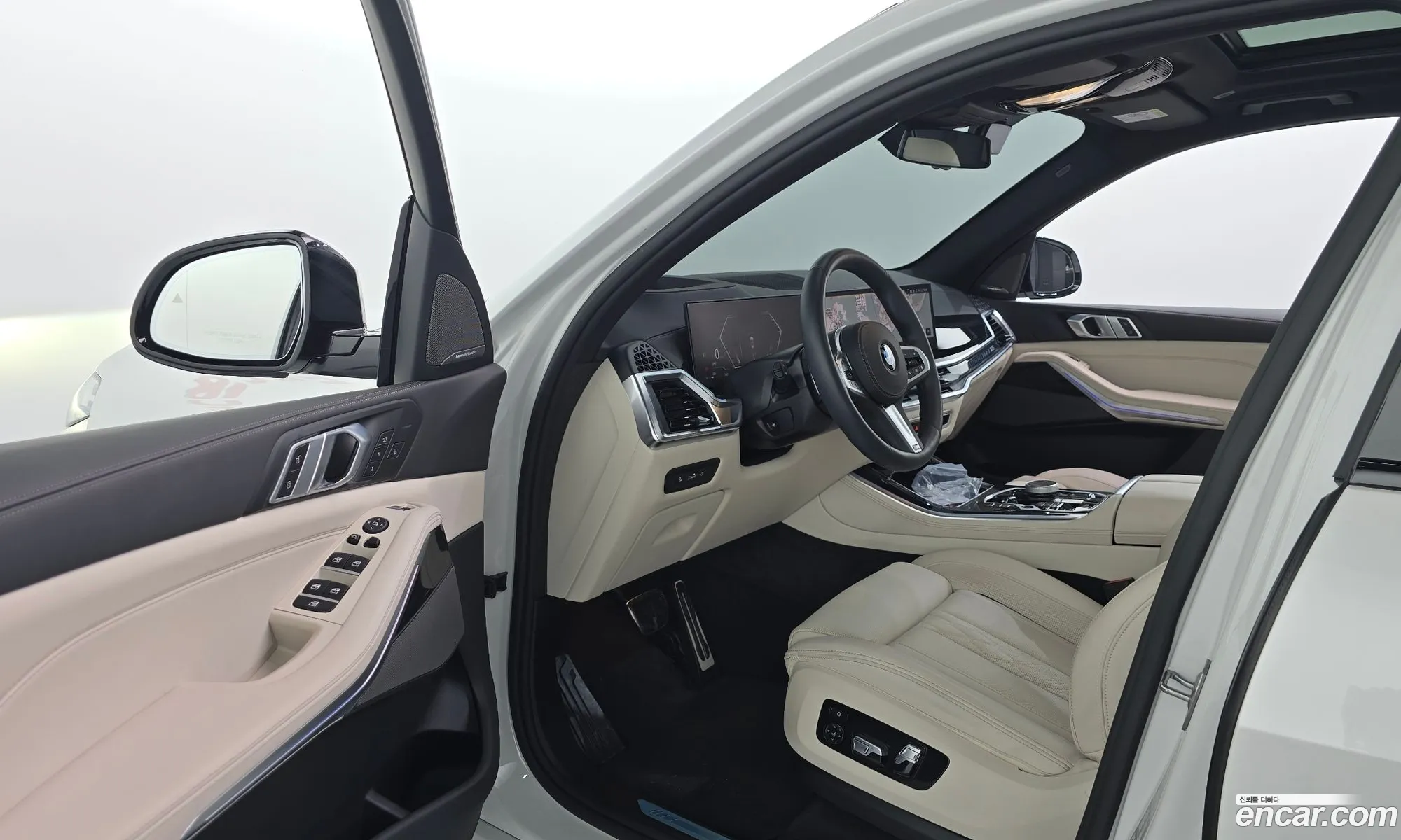 BMW X5 2025 WBA11EV05S9050847 — 2