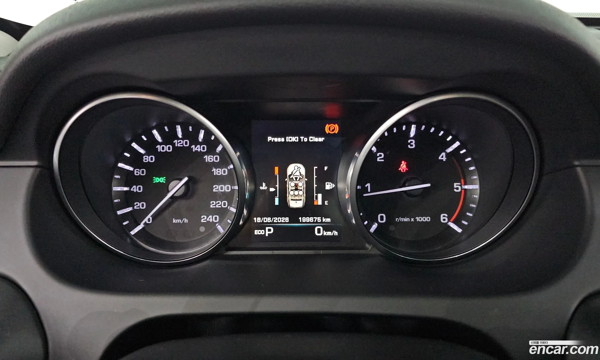 Land Rover Discovery Sport 2016 SALCA2BN8GH628004 — 11