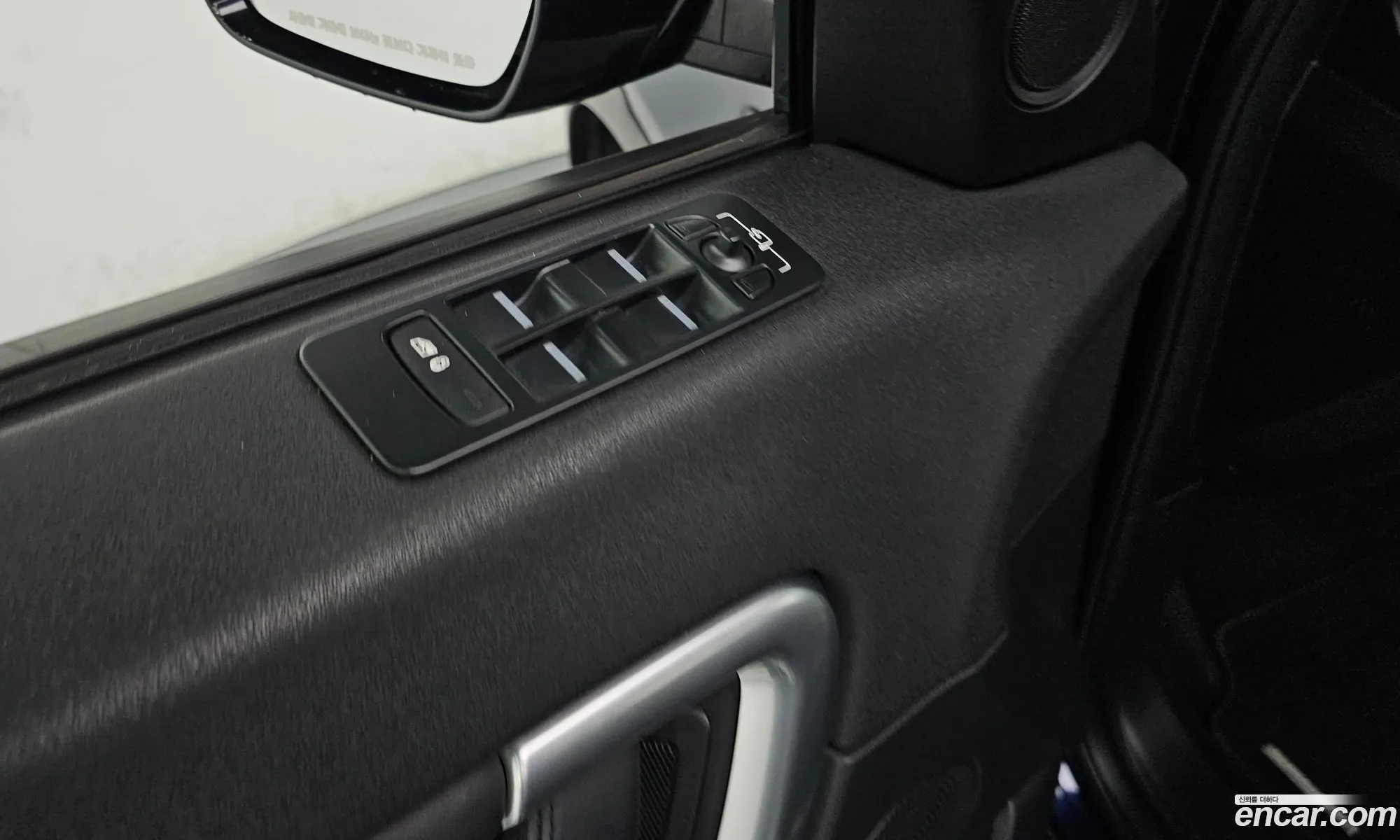Land Rover Discovery Sport 2016 SALCA2BN8GH628004 — 13