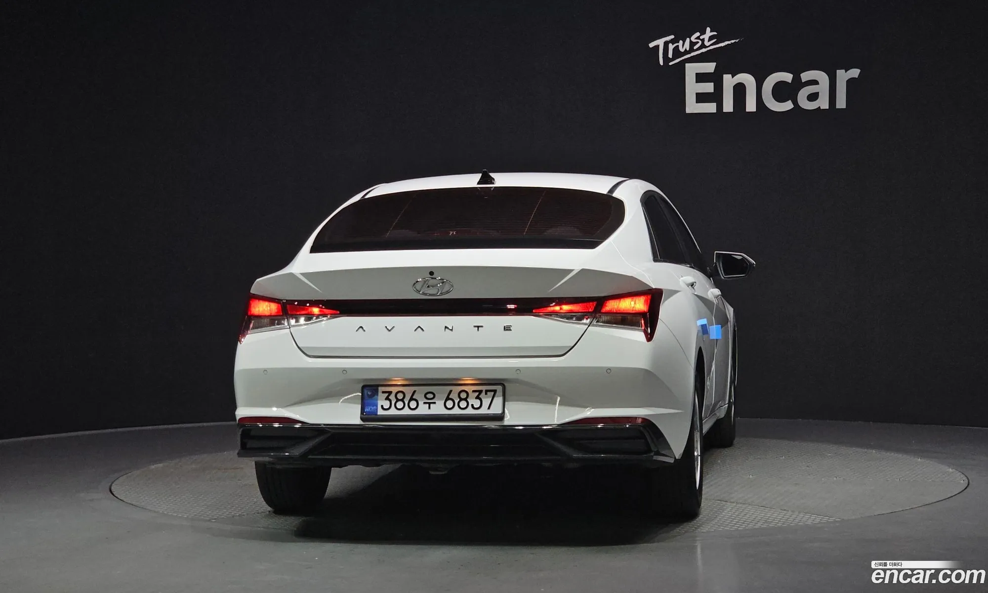 Hyundai Elantra 2020 — 4