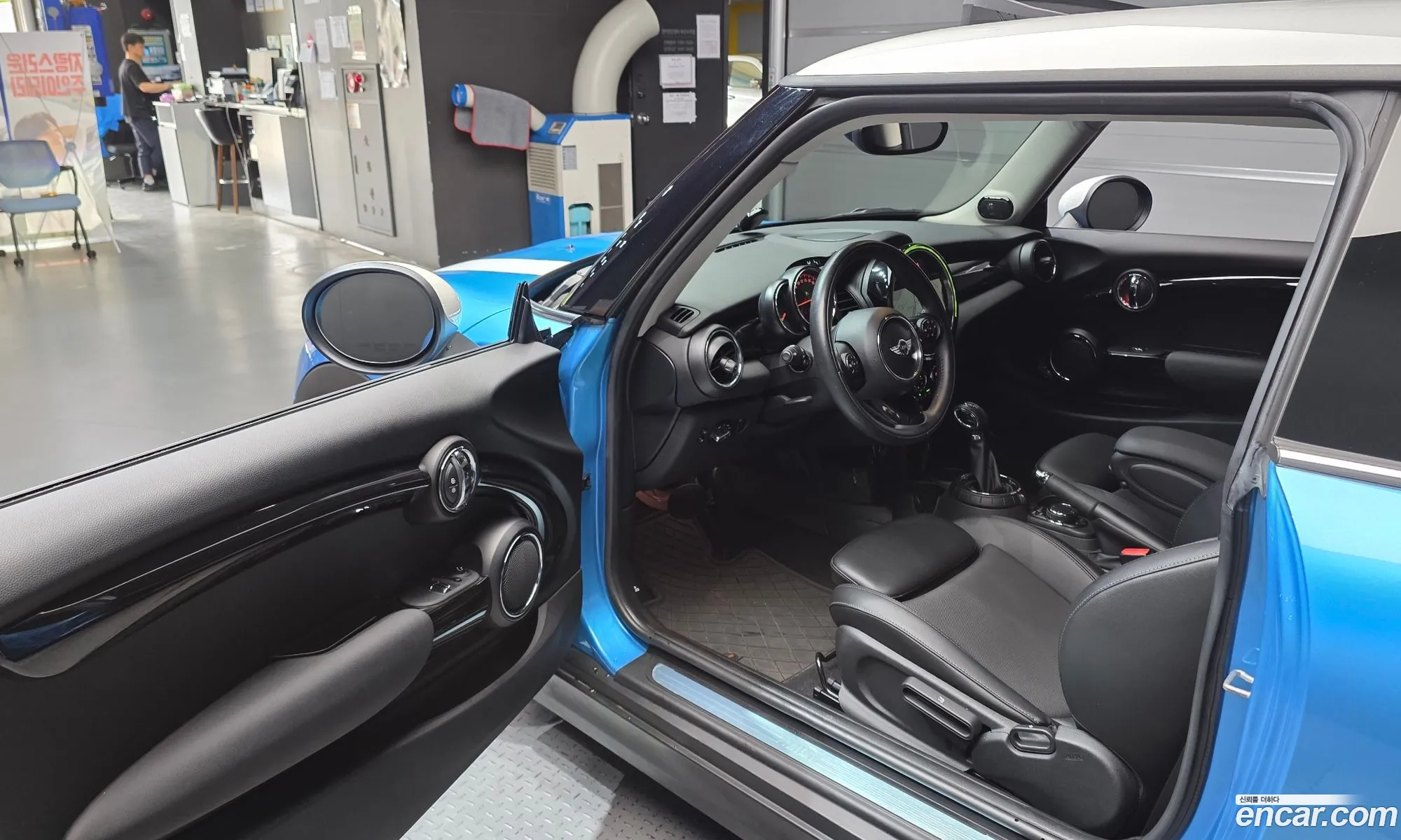 Mini Cooper 2015 WMWXM5100F2A64907 — 9