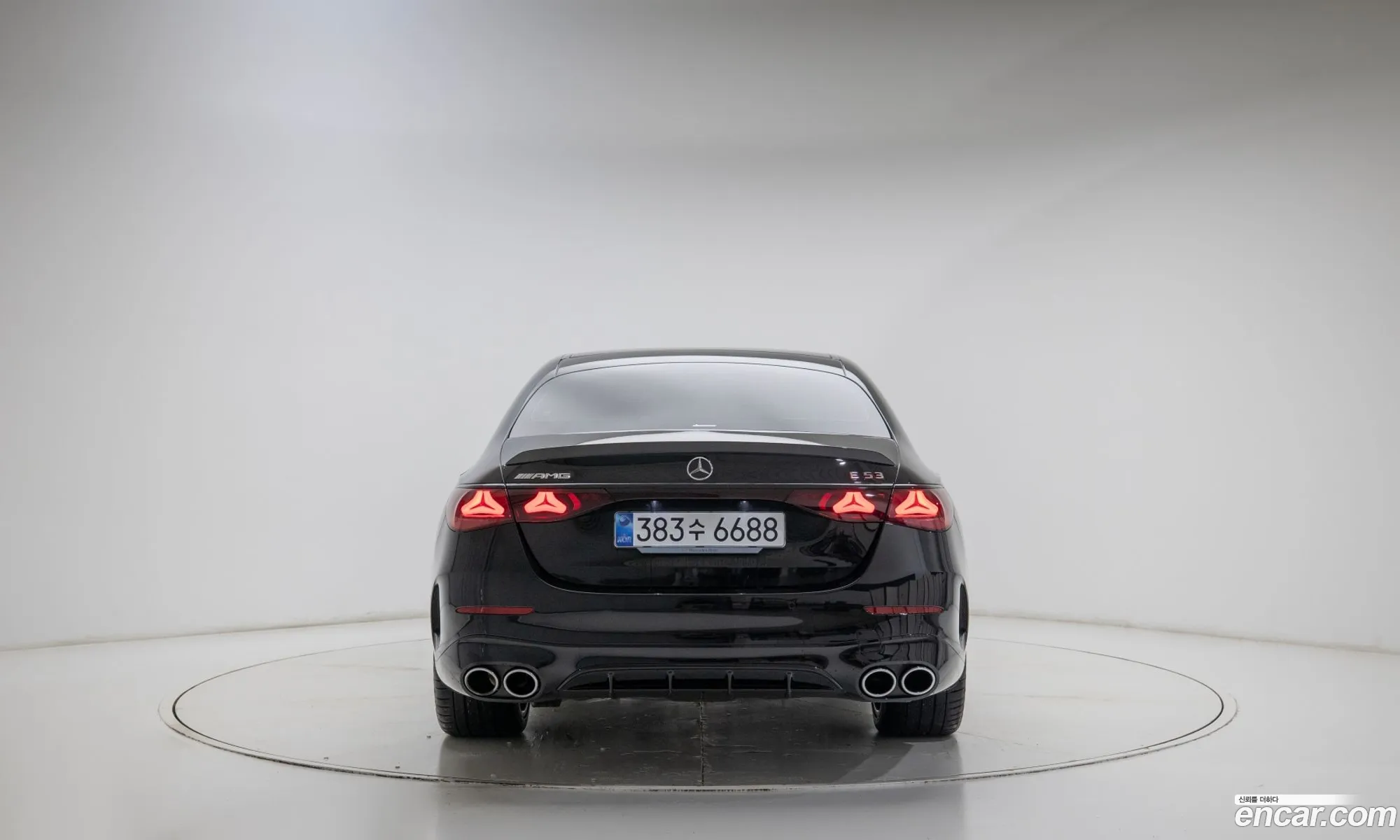 Mercedes-Benz E-Class W214 2025 — 19