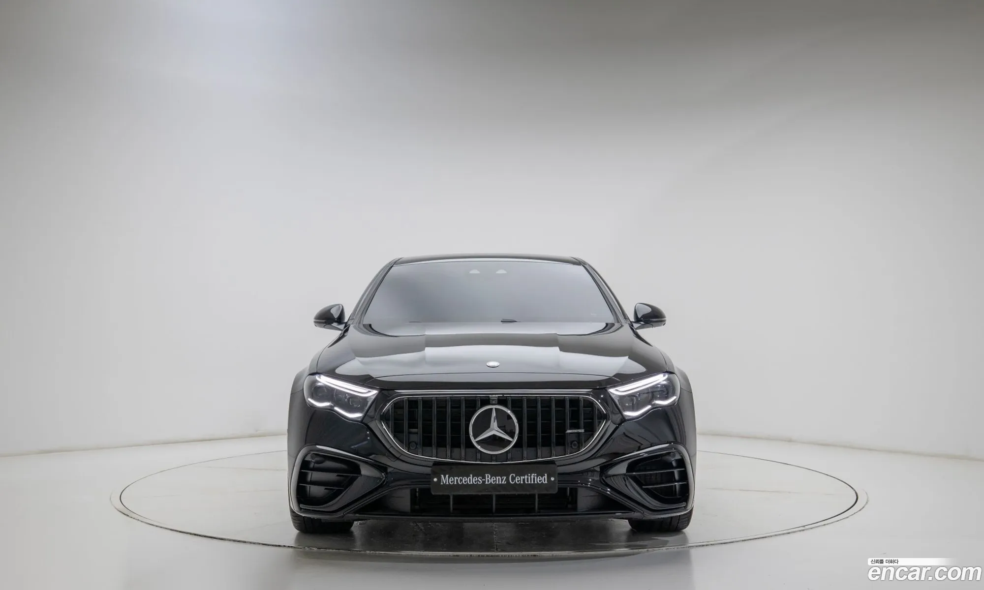 Mercedes-Benz E-Class W214 2025 — 11