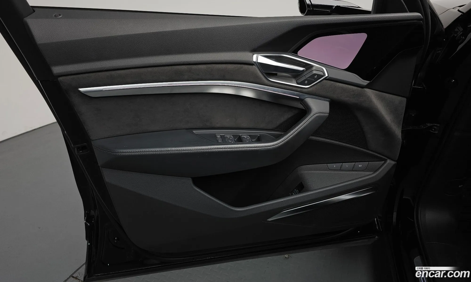 Audi e-tron 2021 WAUZZZGE1MB043000 — 10