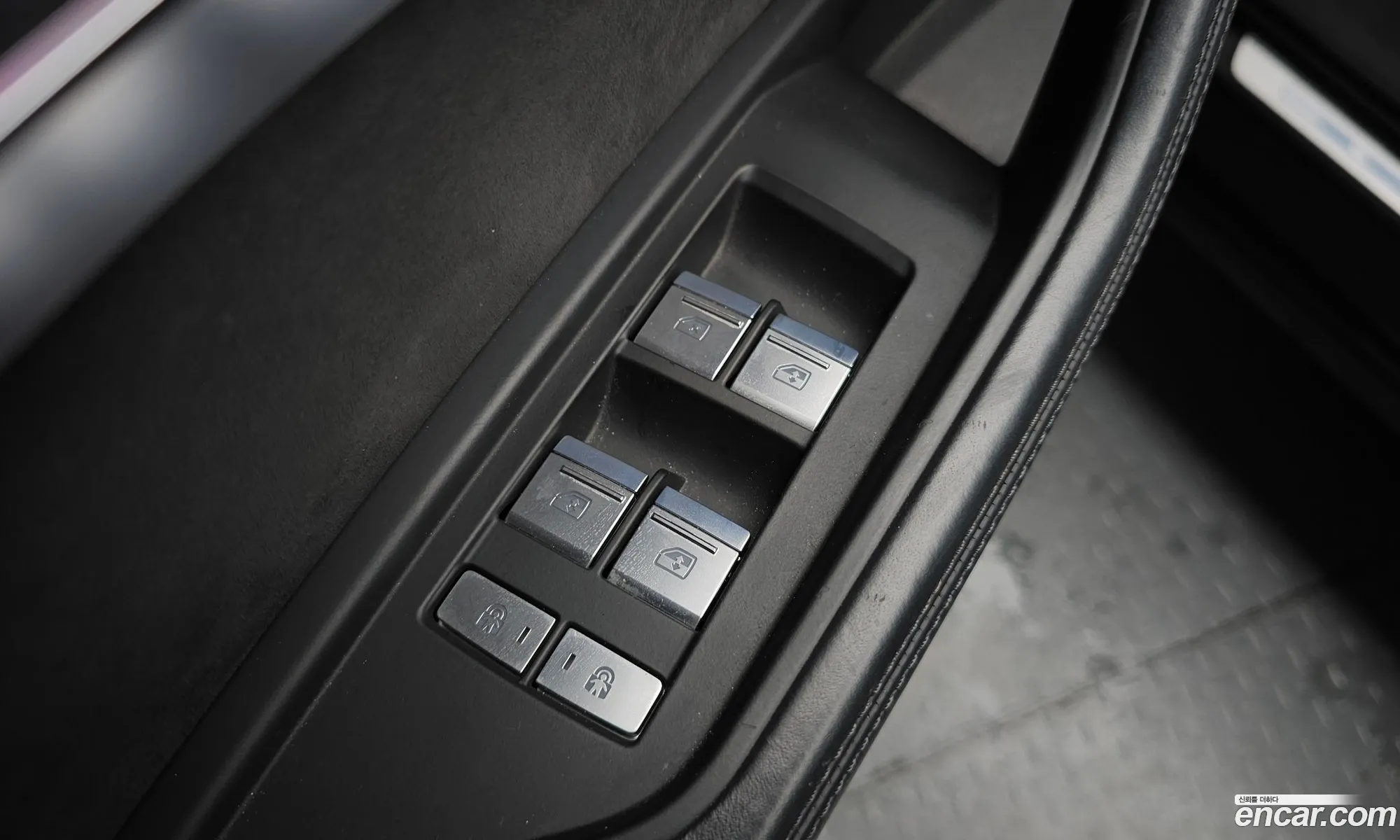 Audi e-tron 2021 WAUZZZGE1MB043000 — 20