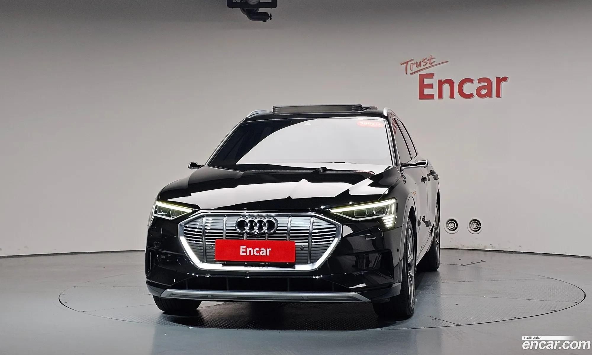 Audi e-tron 2021 WAUZZZGE1MB043000 — 12