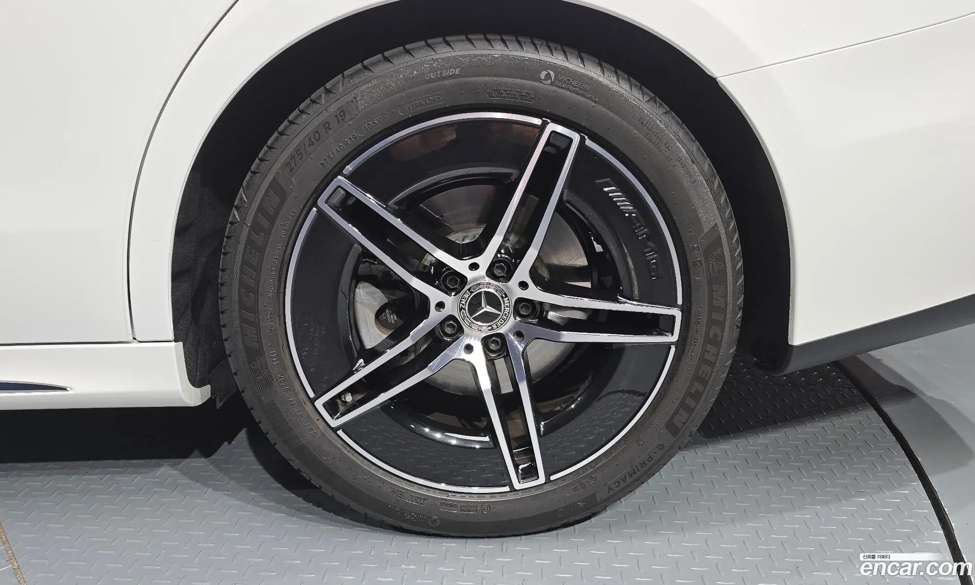 Mercedes-Benz E-Class W214 2025 — 15