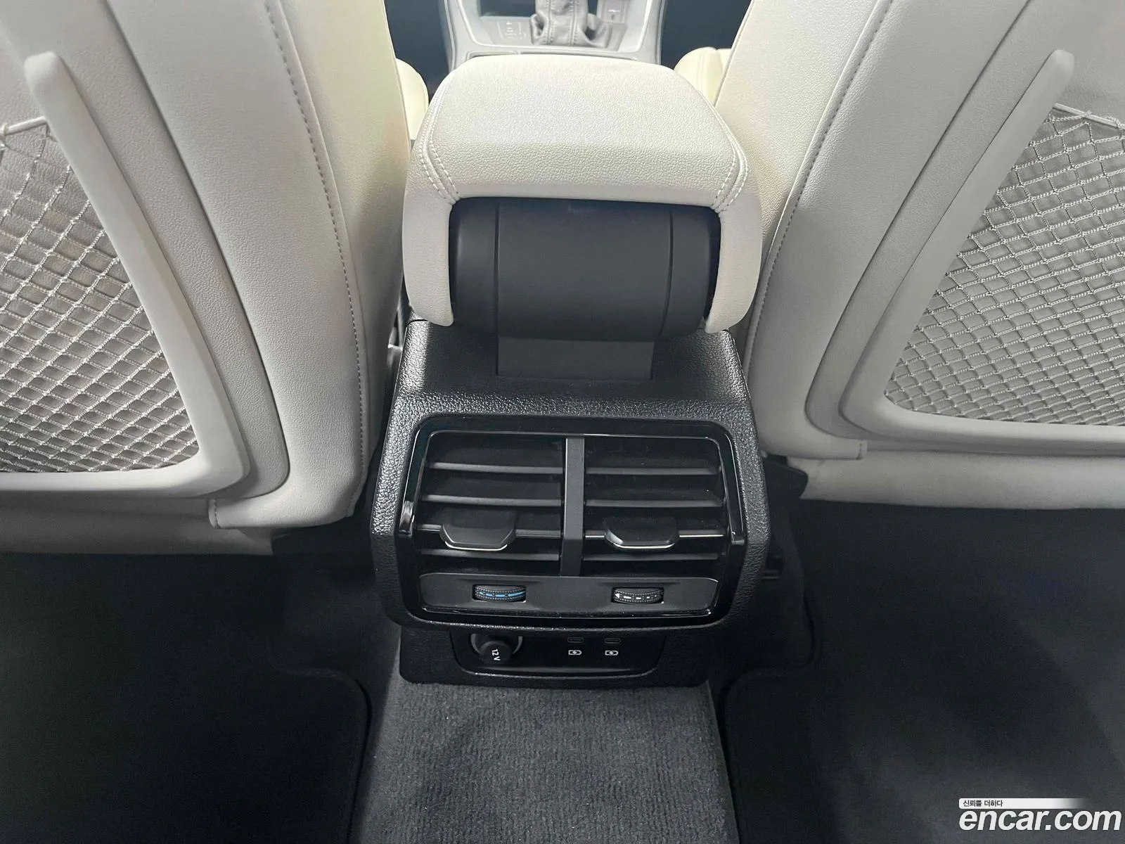 Audi Q3 2026 — 4