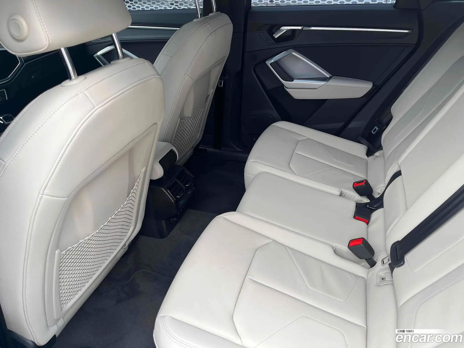 Audi Q3 2026 — 5