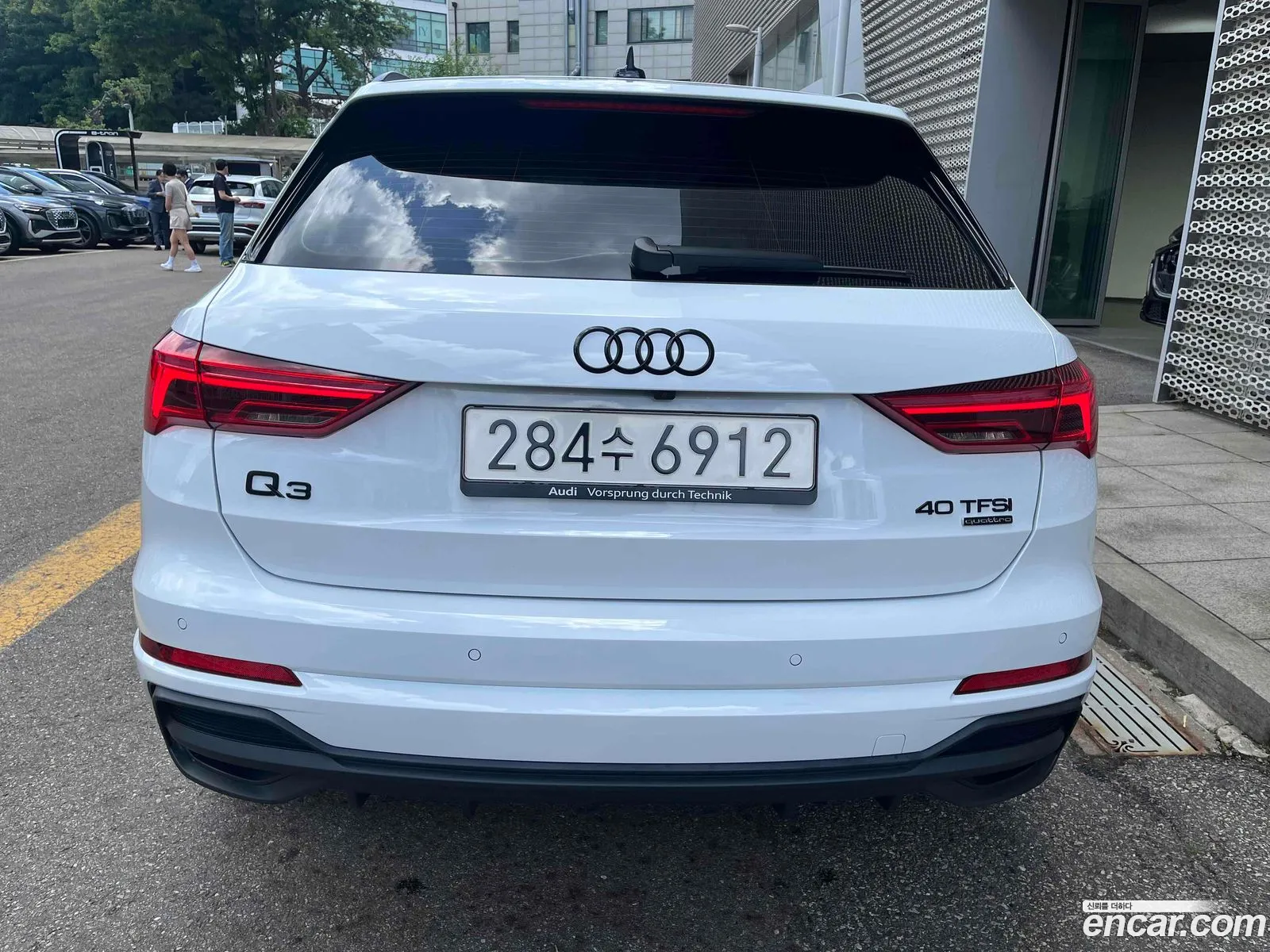 Audi Q3 2026 — 13