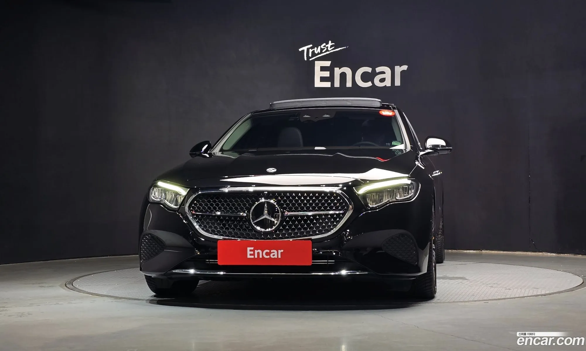 Mercedes-Benz E-Class W214 2025 — 6