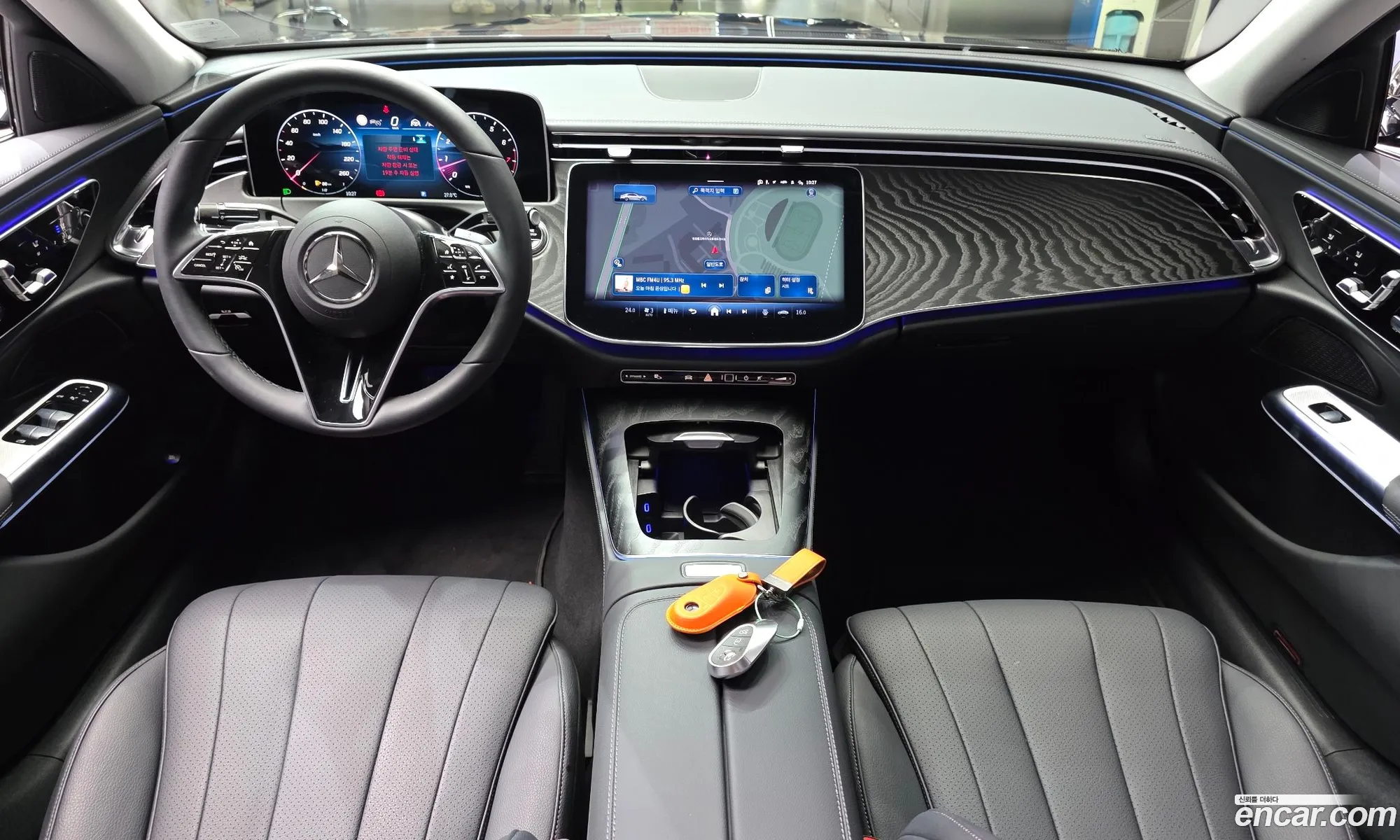Mercedes-Benz E-Class W214 2025 — 19