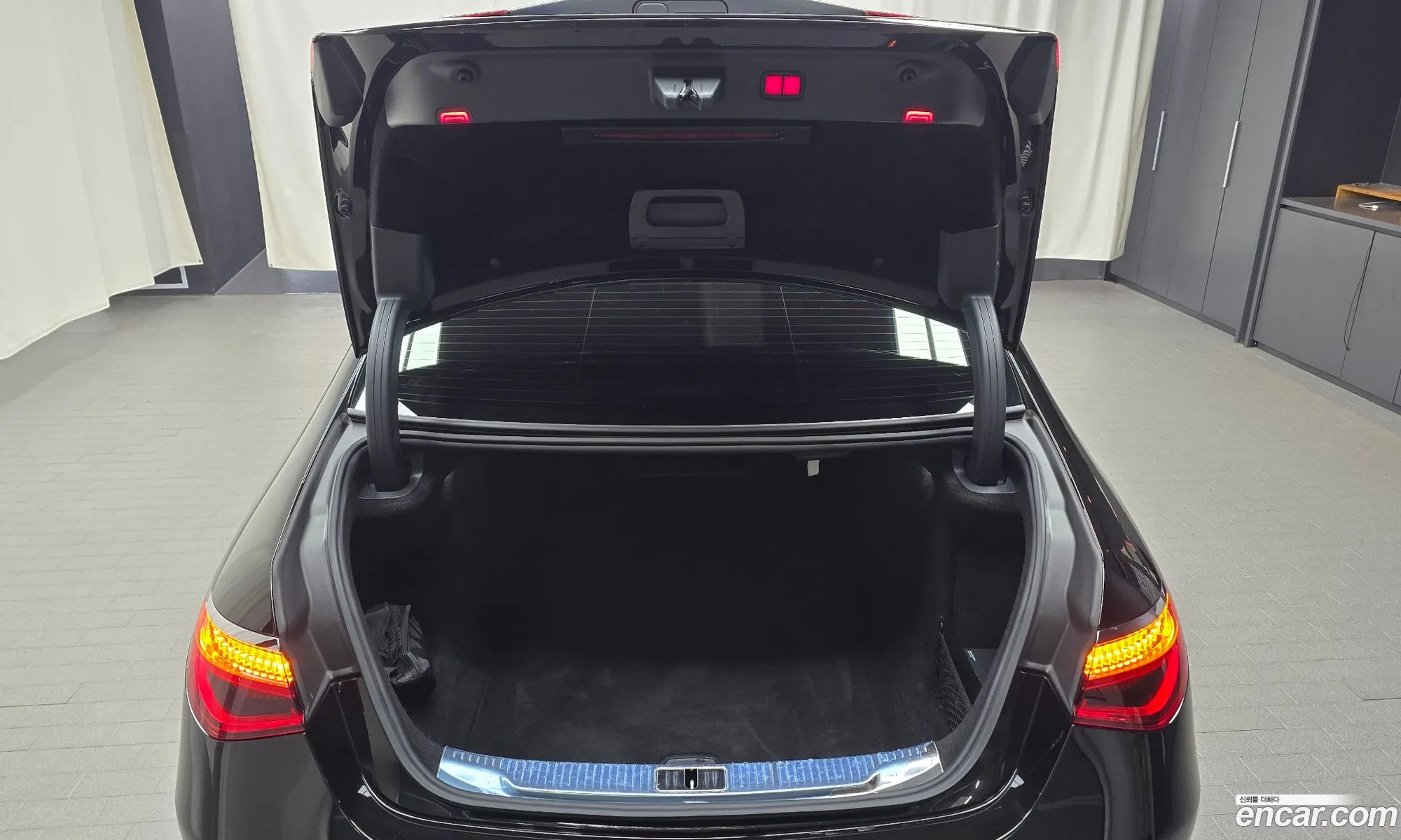 Mercedes-Benz S-Class W223 2021 — 27