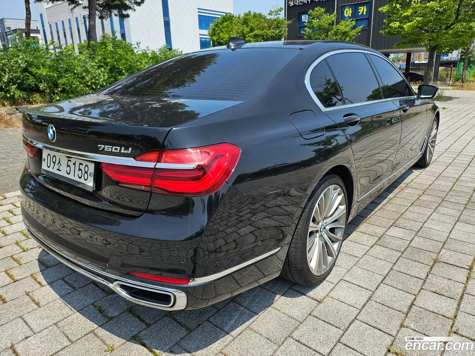 BMW 7 Series 2016 — 2