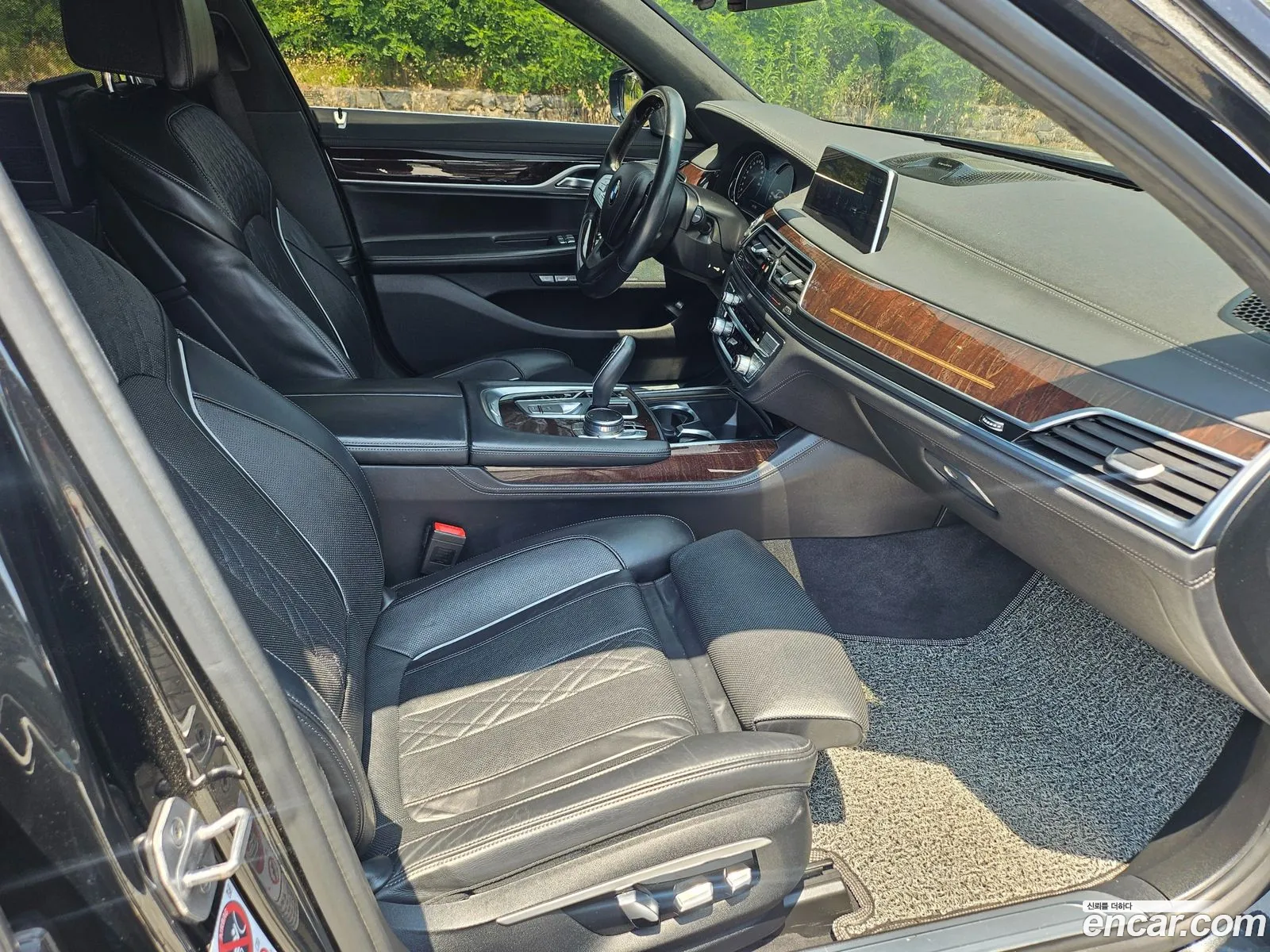 BMW 7 Series 2016 — 16