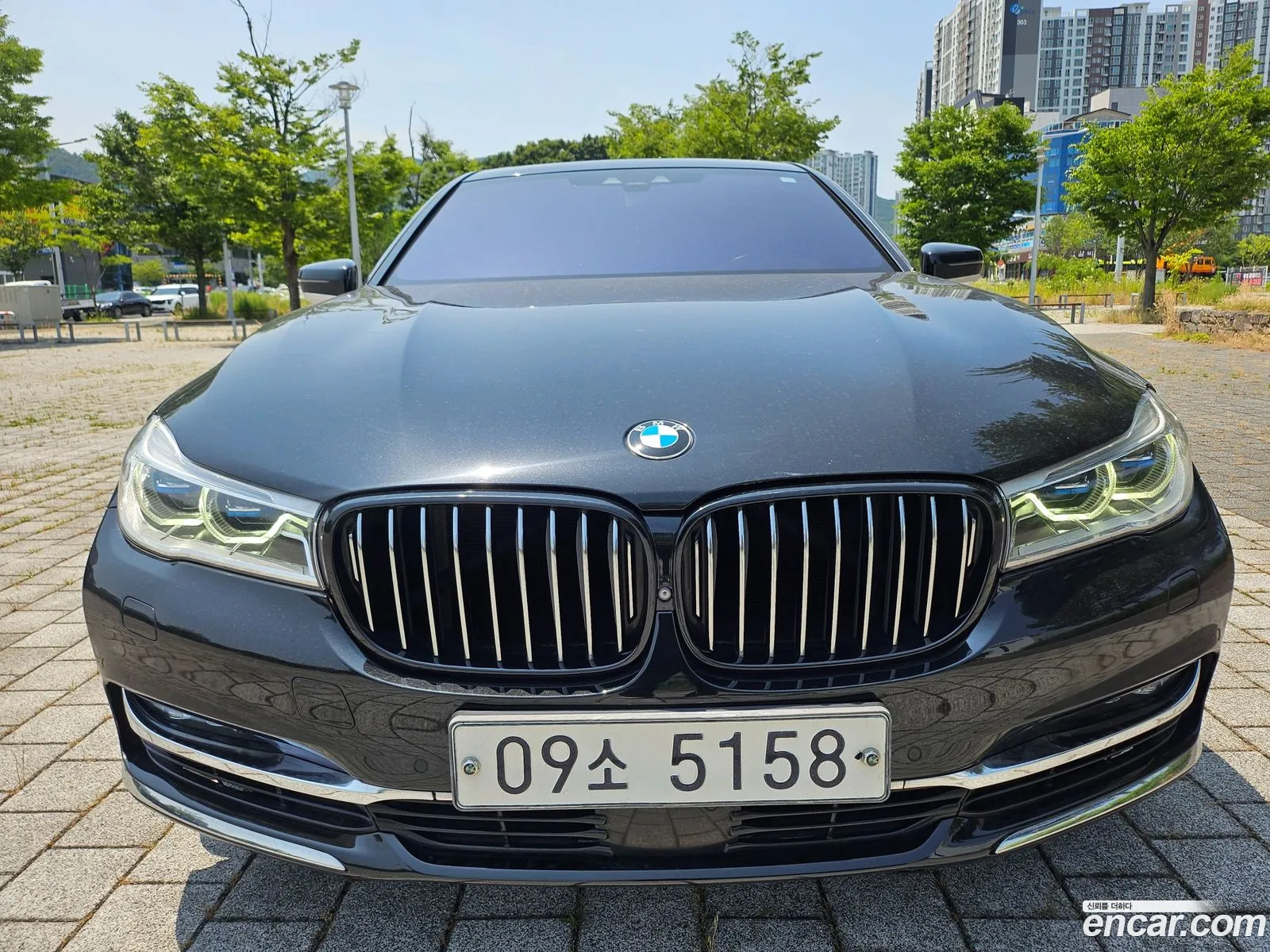 BMW 7 Series 2016 — 19
