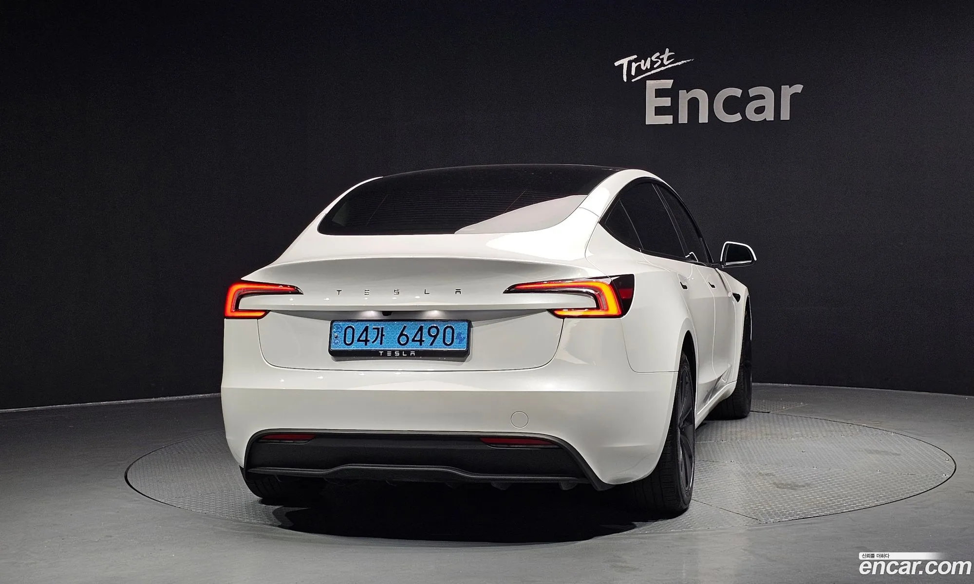 Tesla Model 3 2024 LRW3E7FSXRC253500 — 18