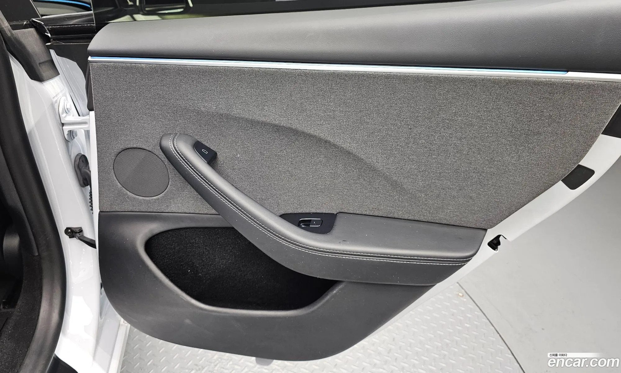 Tesla Model 3 2024 LRW3E7FSXRC253500 — 22
