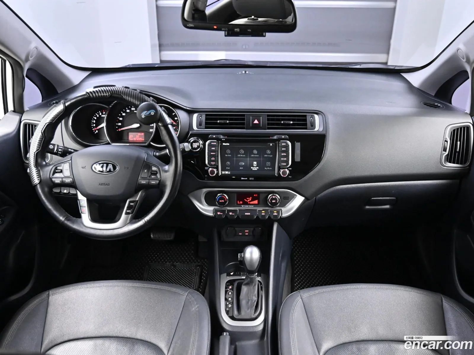 Kia Pride 2015 — 4