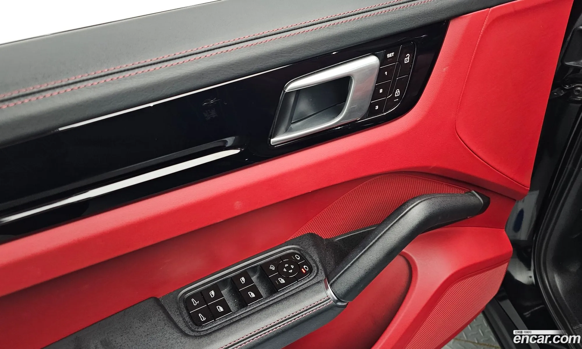 Porsche Cayenne 2019 WP1AA29Y0LDA02168 — 27