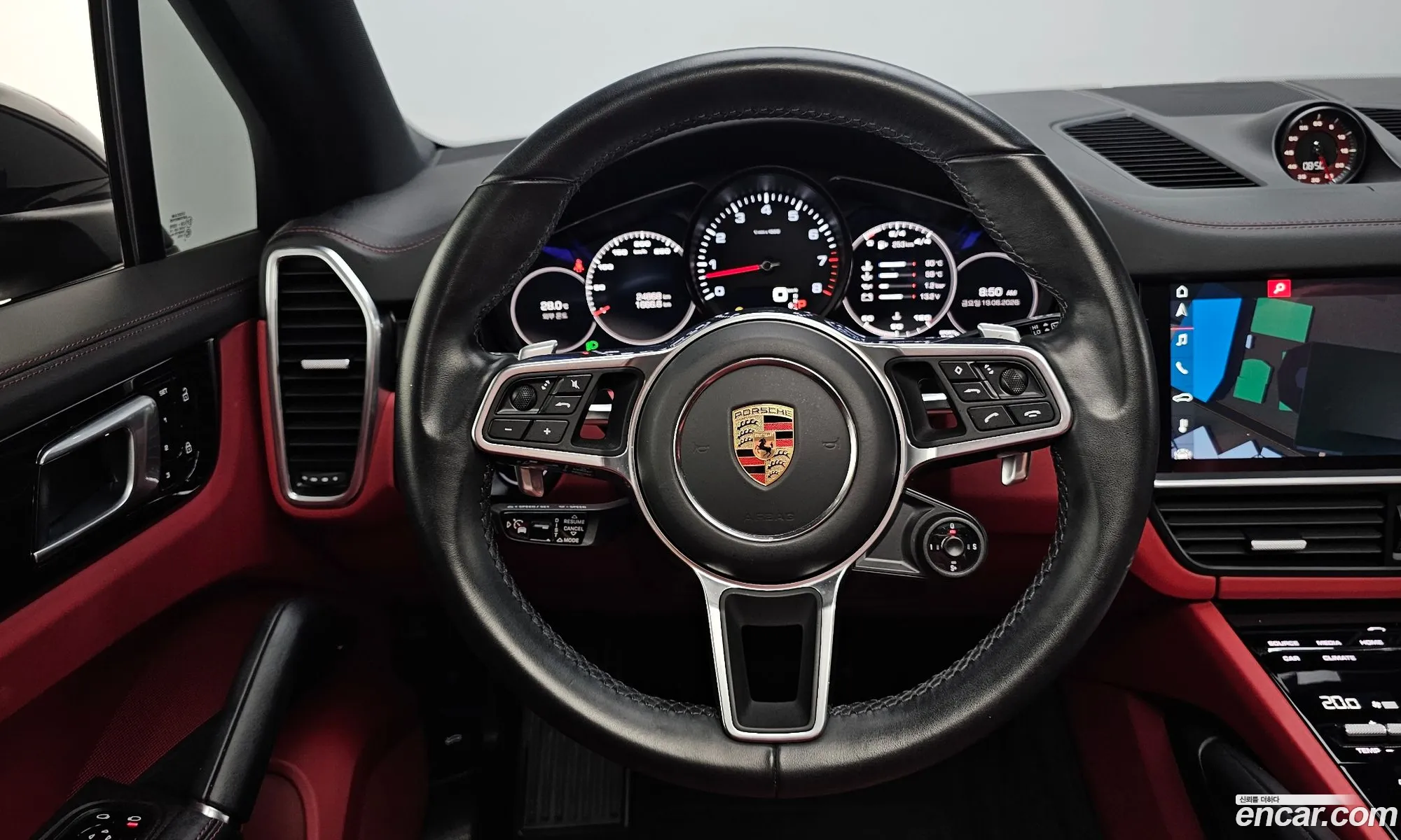Porsche Cayenne 2019 WP1AA29Y0LDA02168 — 29