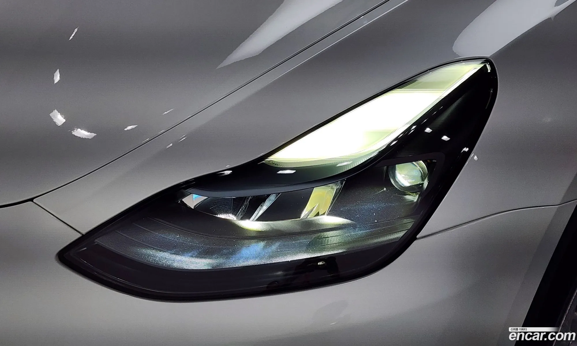 Tesla Model Y 2023 — 24