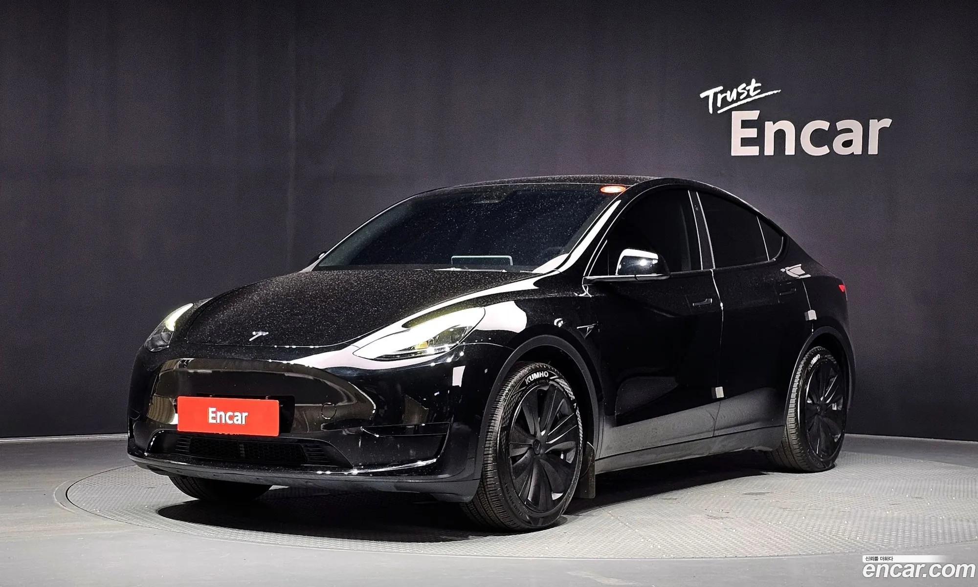Tesla Model Y 2024 LRWYGCFS7RC426124 — 17