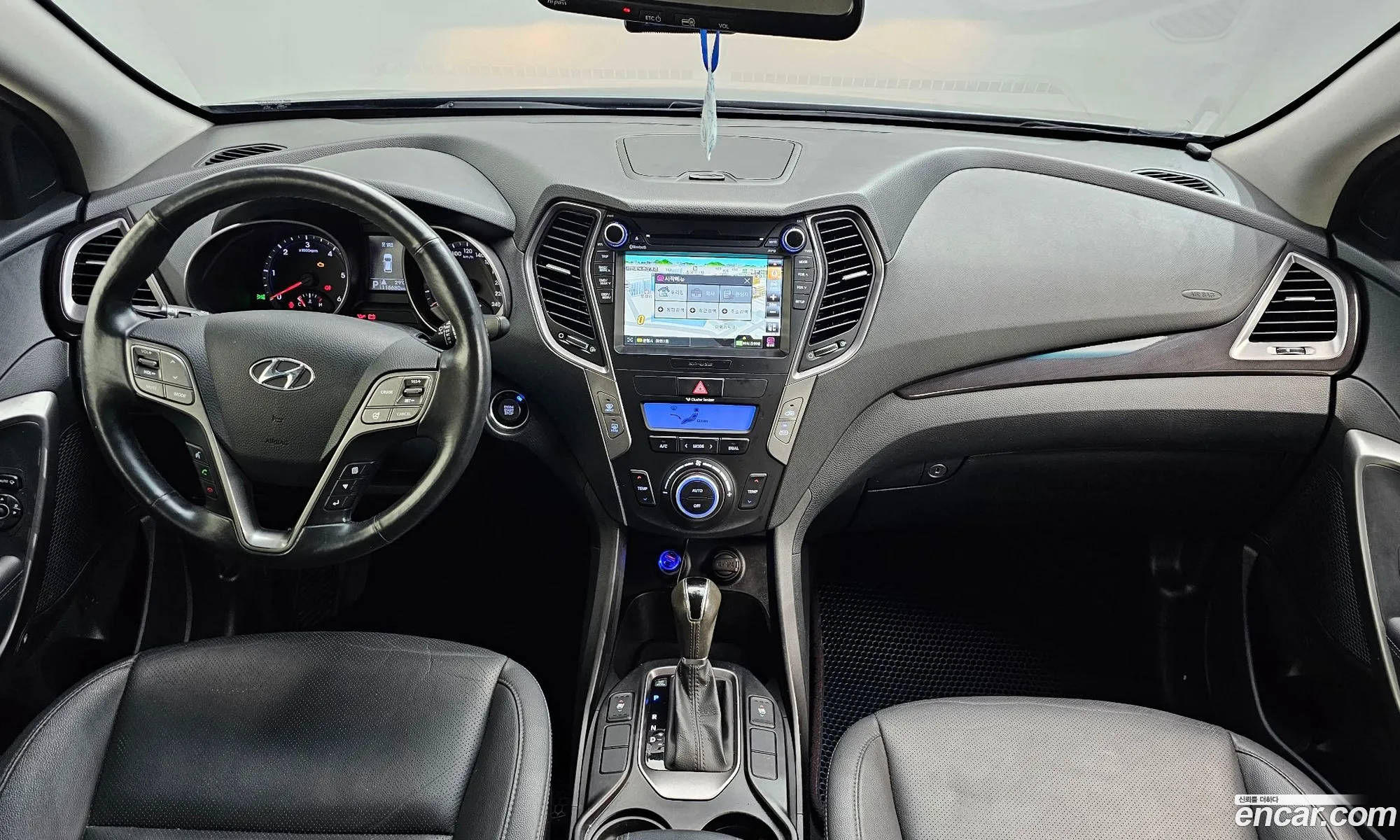 Hyundai Santa Fe DM 2014 — 2