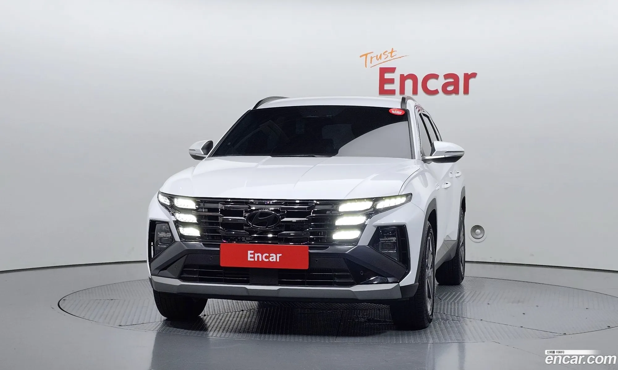 Hyundai Tucson Hybrid 2025 — 4