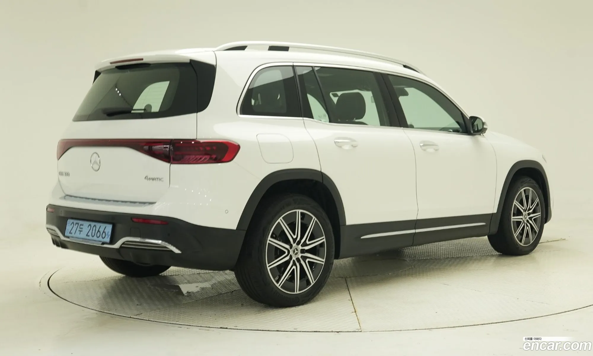 Mercedes-Benz EQB X243 2025 — 13