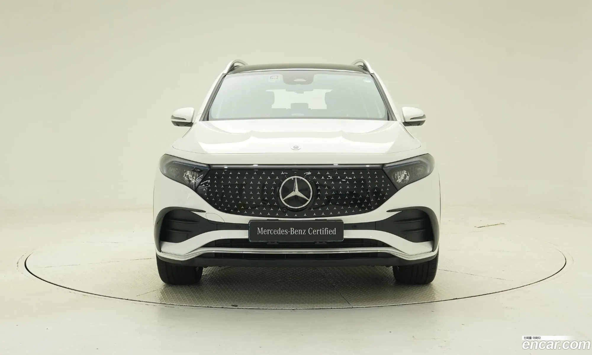 Mercedes-Benz EQB X243 2025 — 4