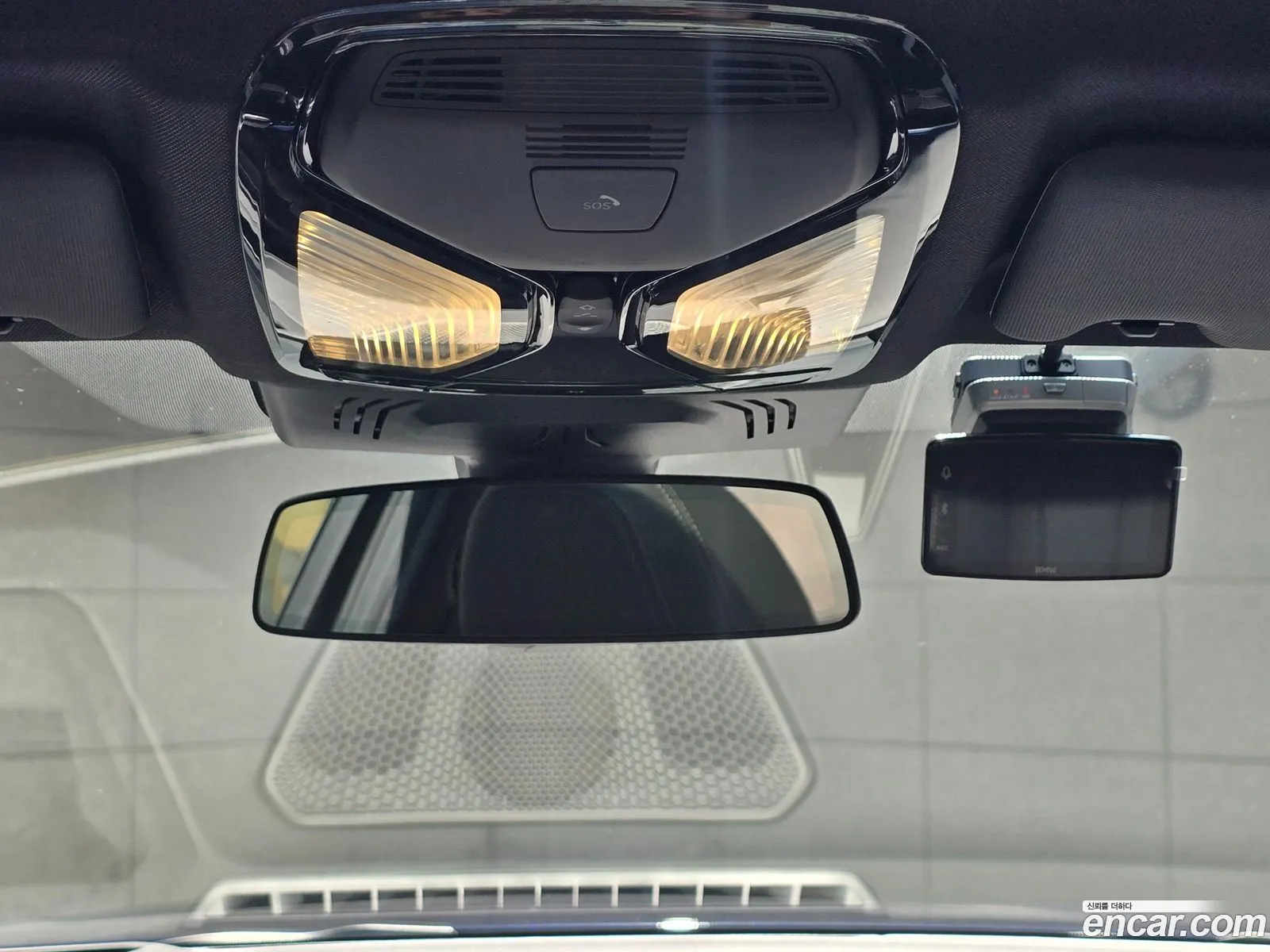 BMW 3 Series 2025 — 3