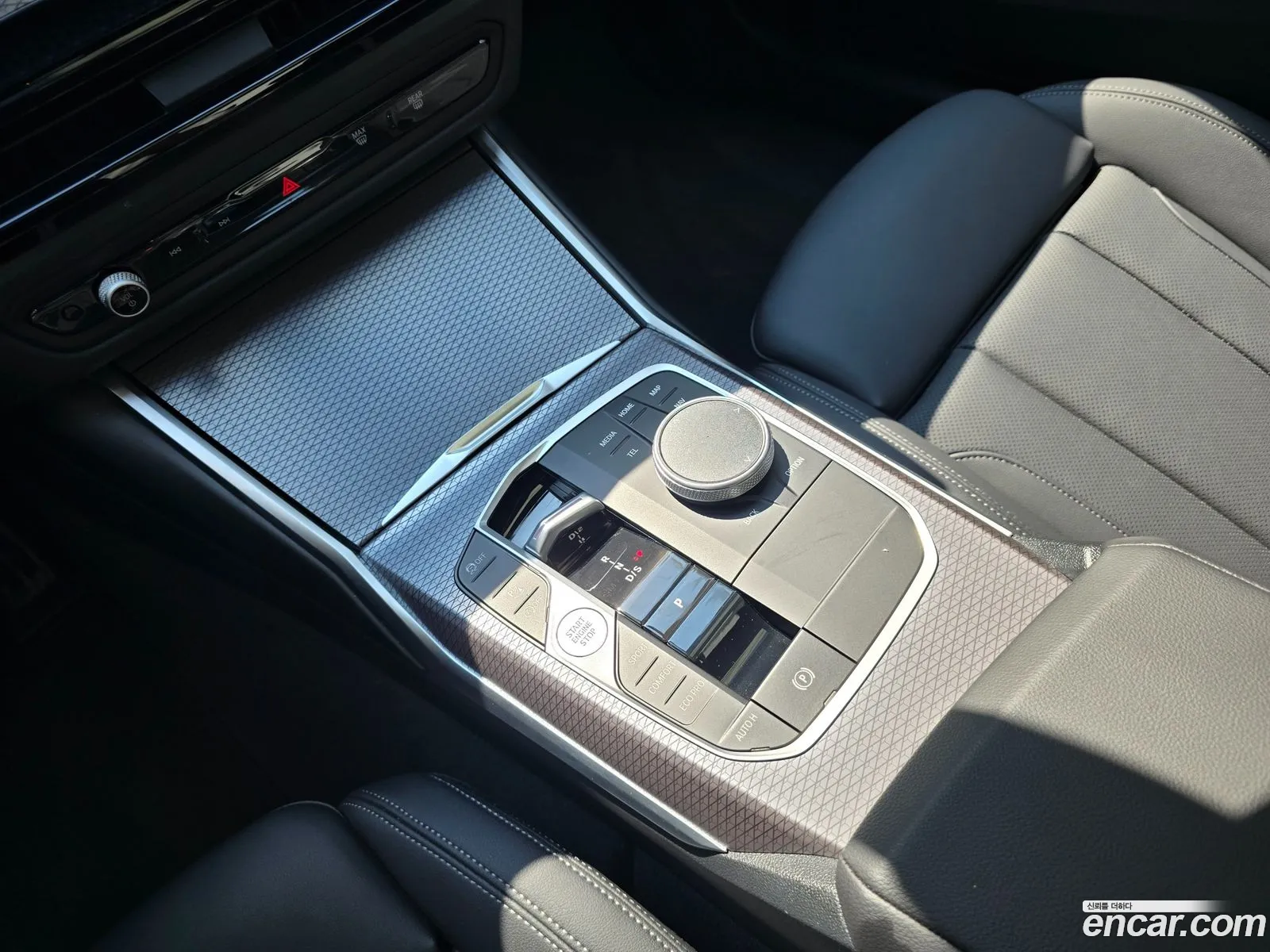 BMW 3 Series 2025 — 9