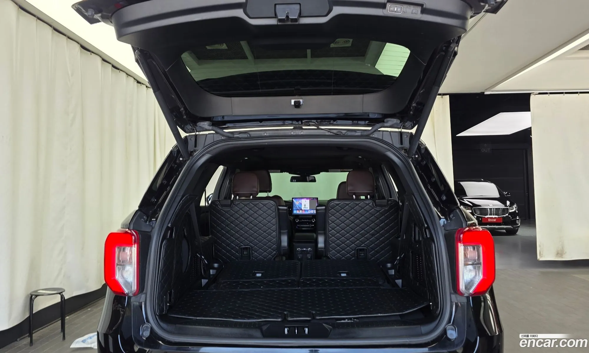 Ford Explorer 6th Gen 2021 1FM5K8HC6MGA98537 — 12