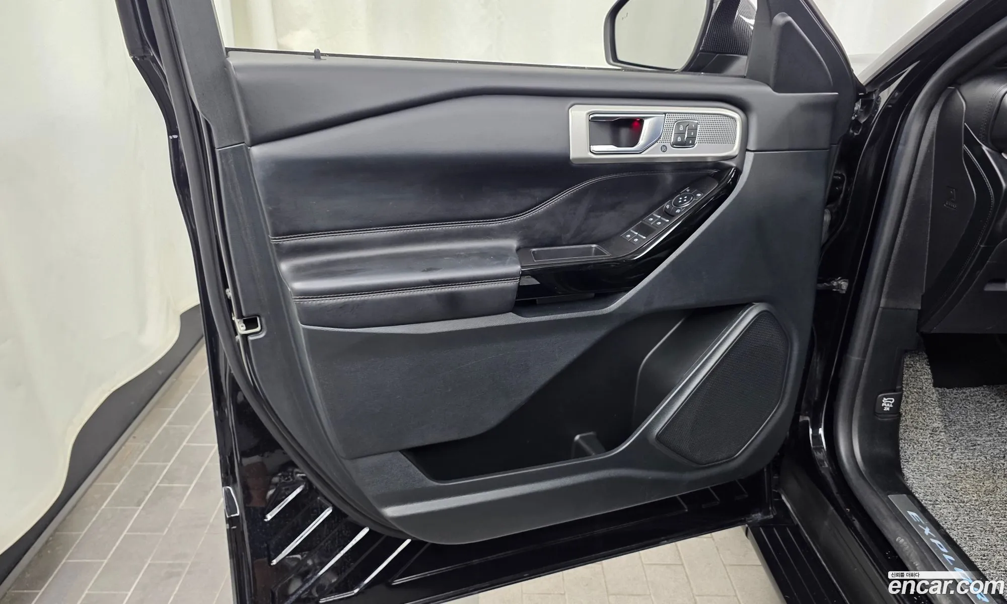 Ford Explorer 6th Gen 2021 1FM5K8HC6MGA98537 — 6