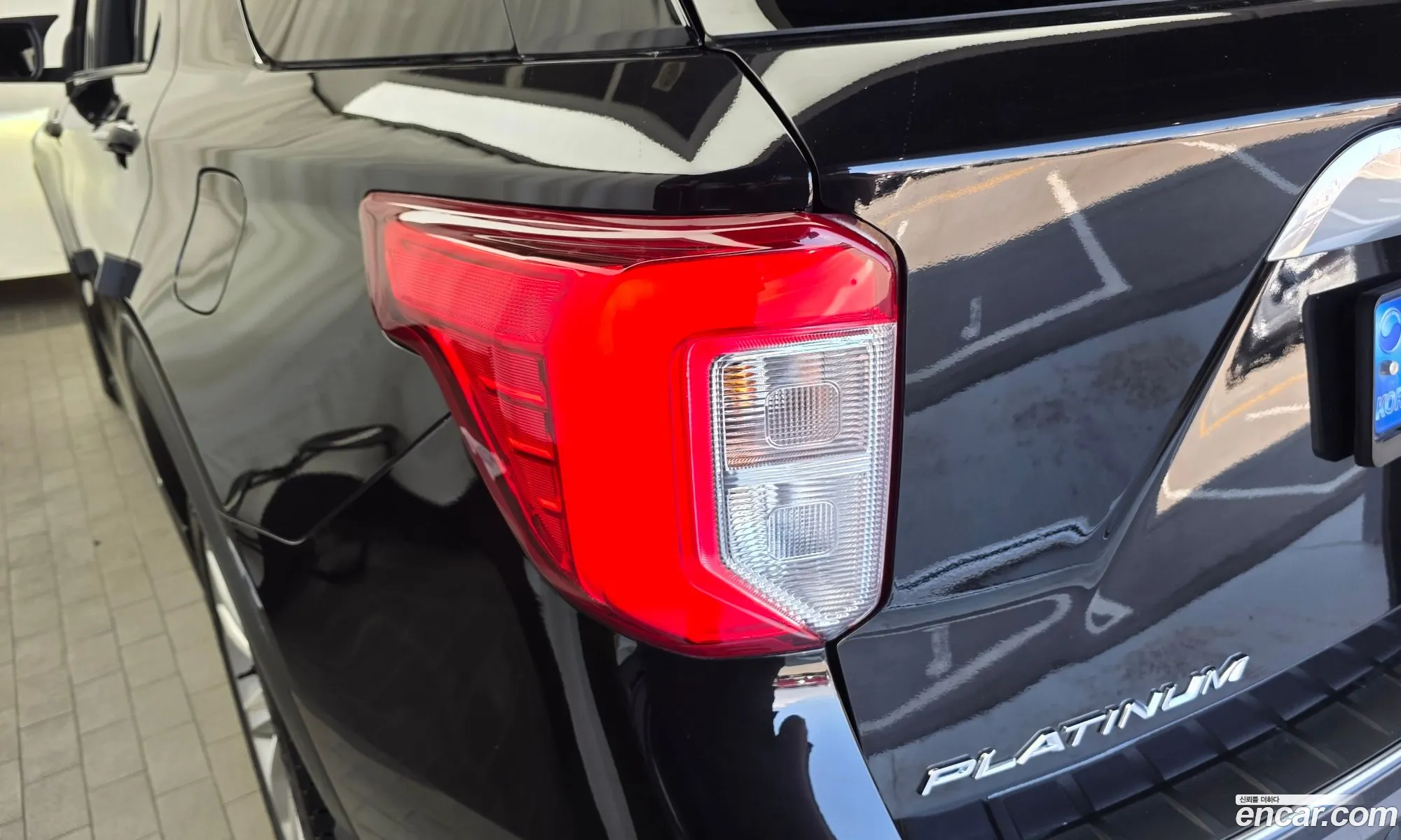 Ford Explorer 6th Gen 2021 1FM5K8HC6MGA98537 — 13