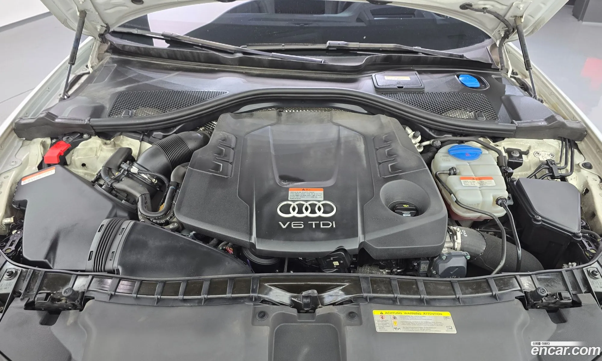 Audi A6 2015 — 19