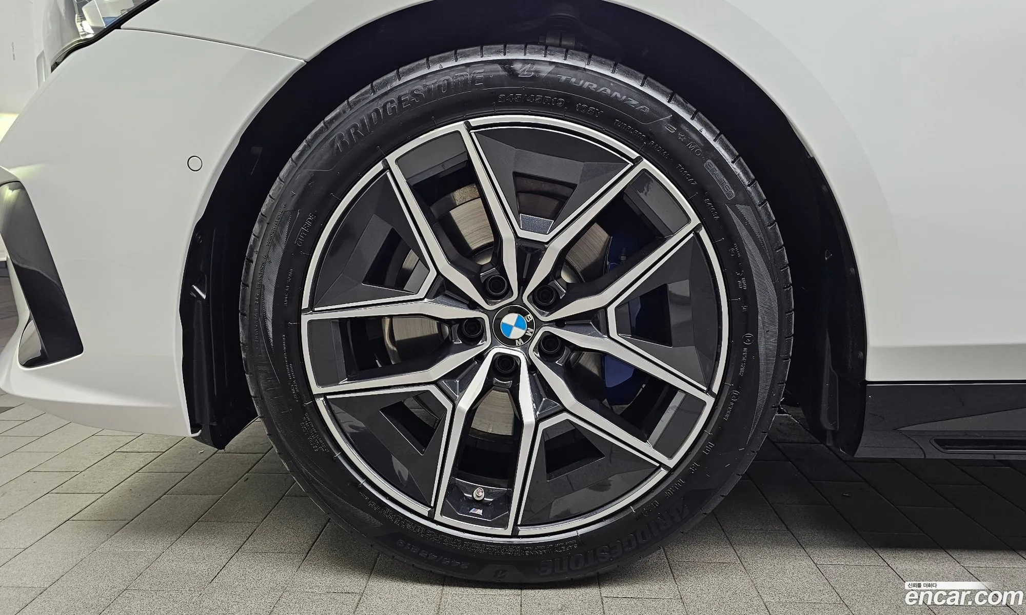 BMW 5 Series 2024 WBA41FL0XRCS09851 — 19