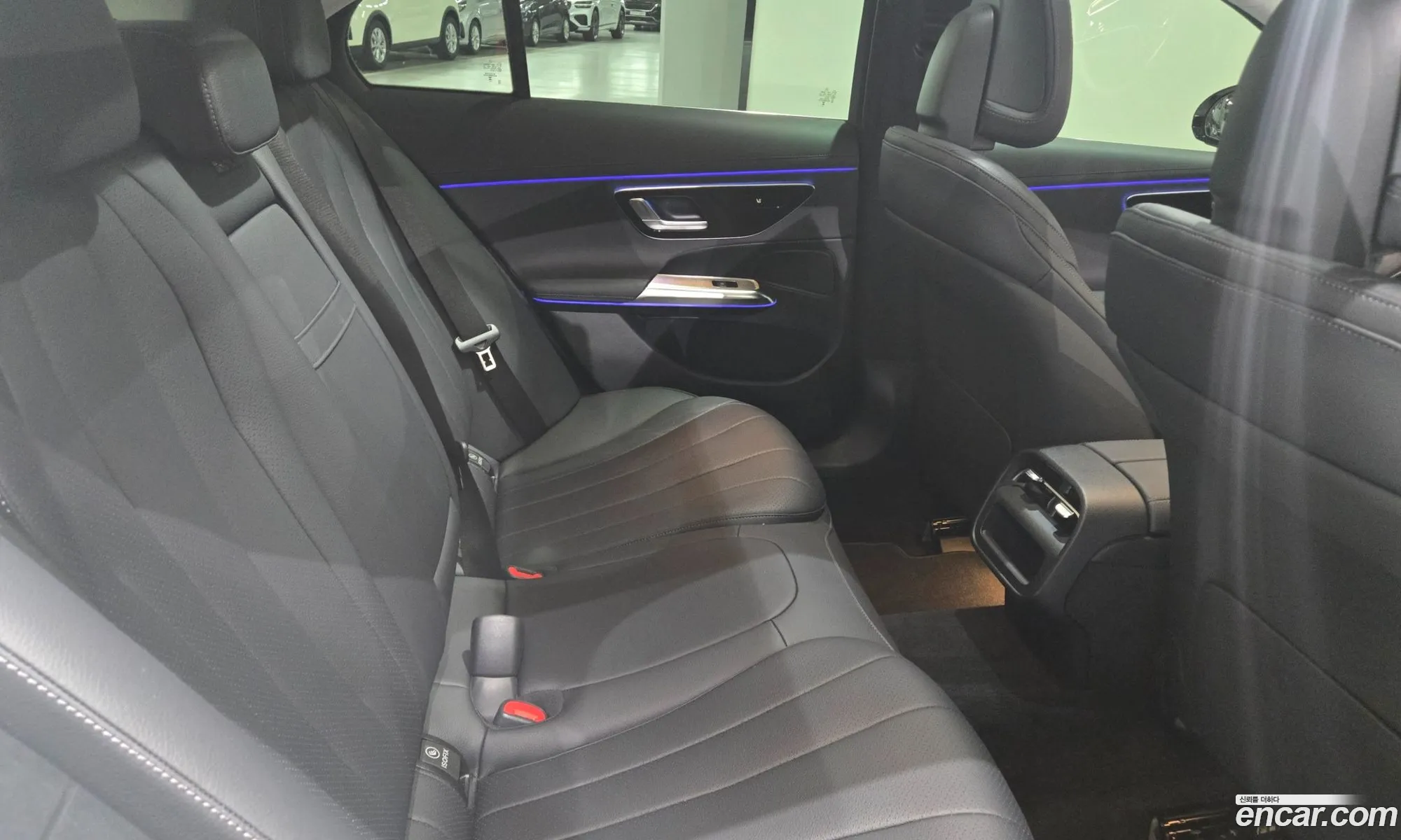 Mercedes-Benz E-Class W214 2025 — 20