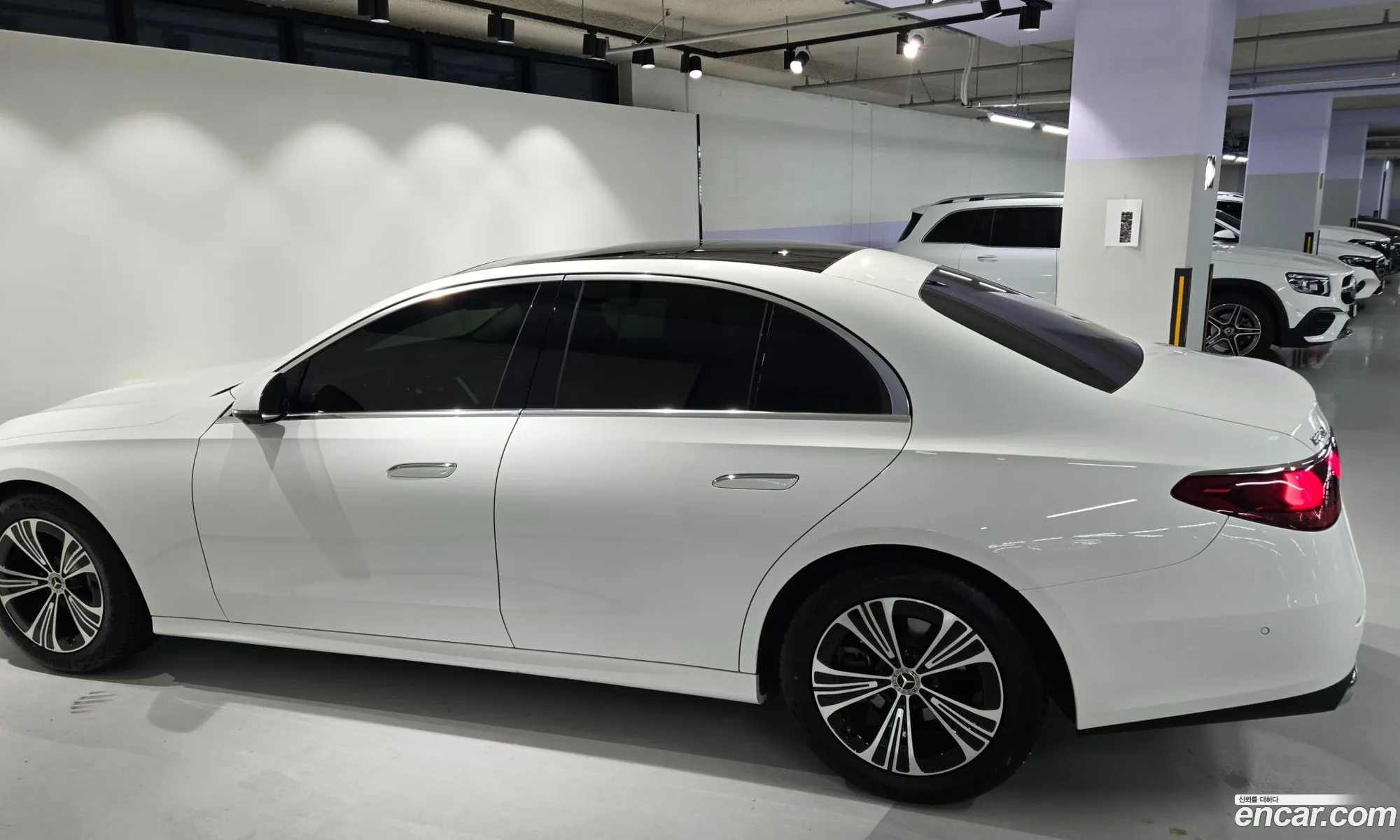 Mercedes-Benz E-Class W214 2025 — 5